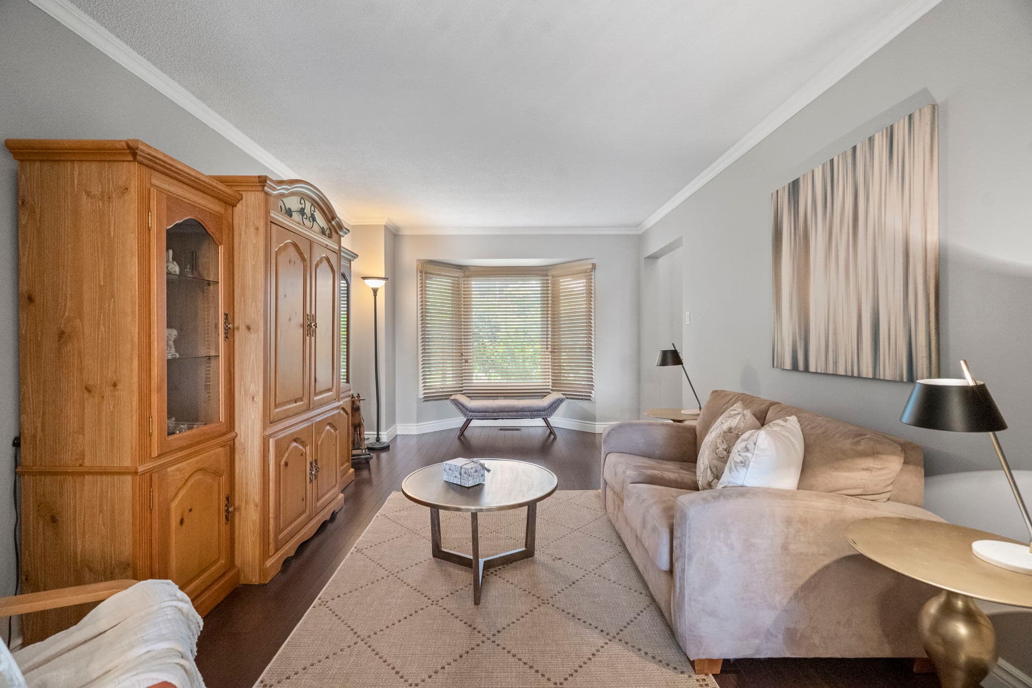 25 Kenyon Ct Whitby, ON L1N 8T3