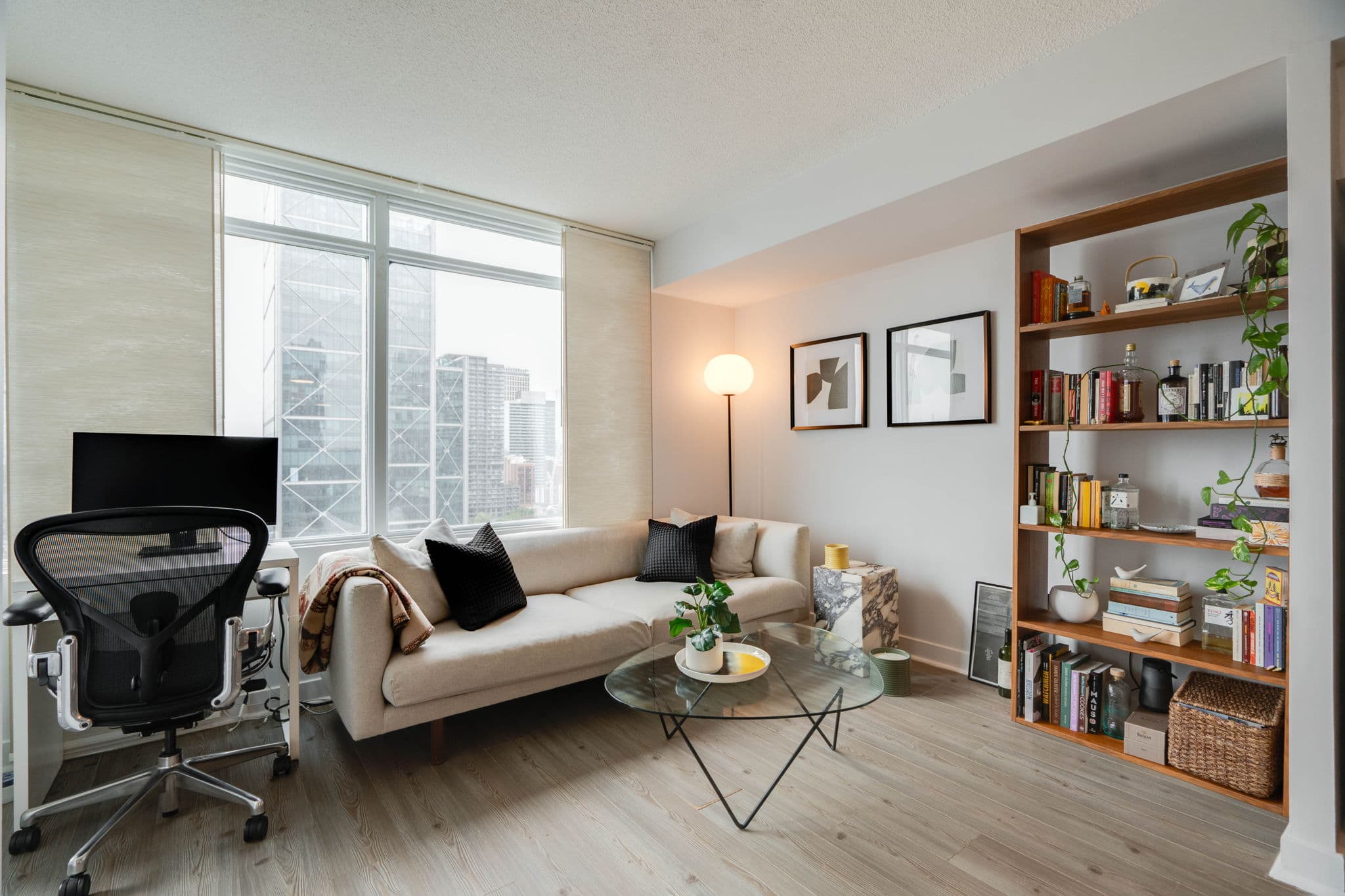 25 Telegram Mews 2201 Toronto, ON M5V