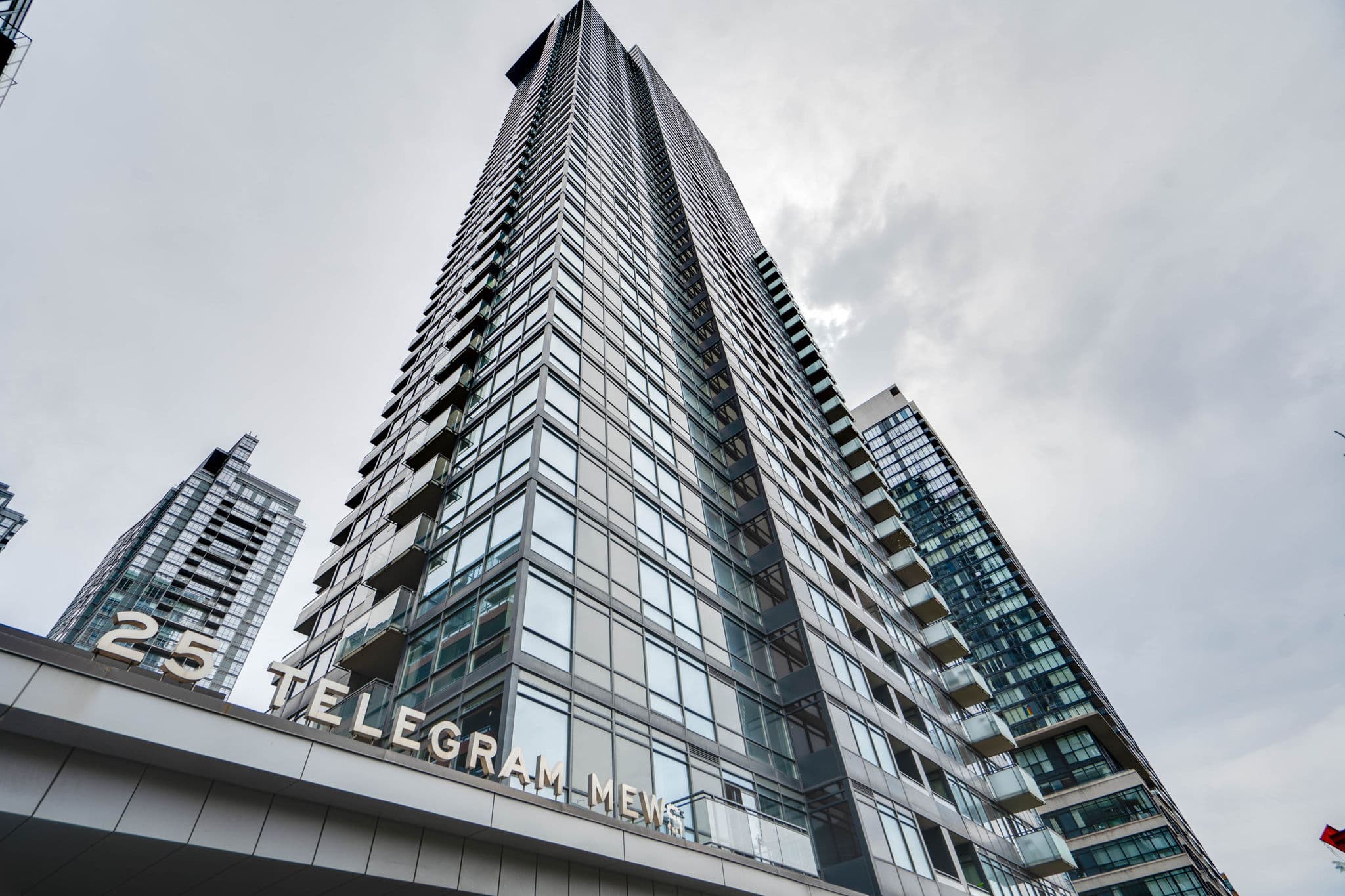 25 Telegram Mews 2201 Toronto, ON M5V