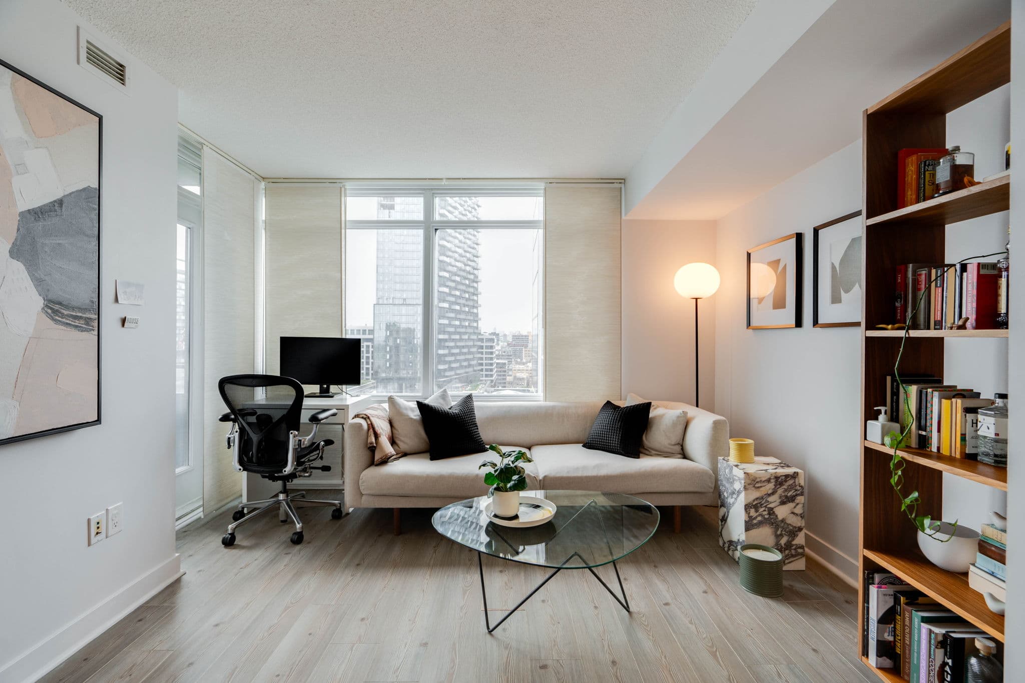25 Telegram Mews 2201 Toronto, ON M5V