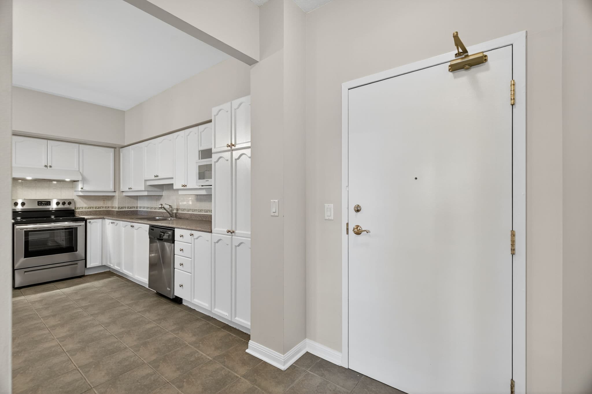 2500 Rutherford Rd Unit 115 Vaughan, ON L4K 5R1