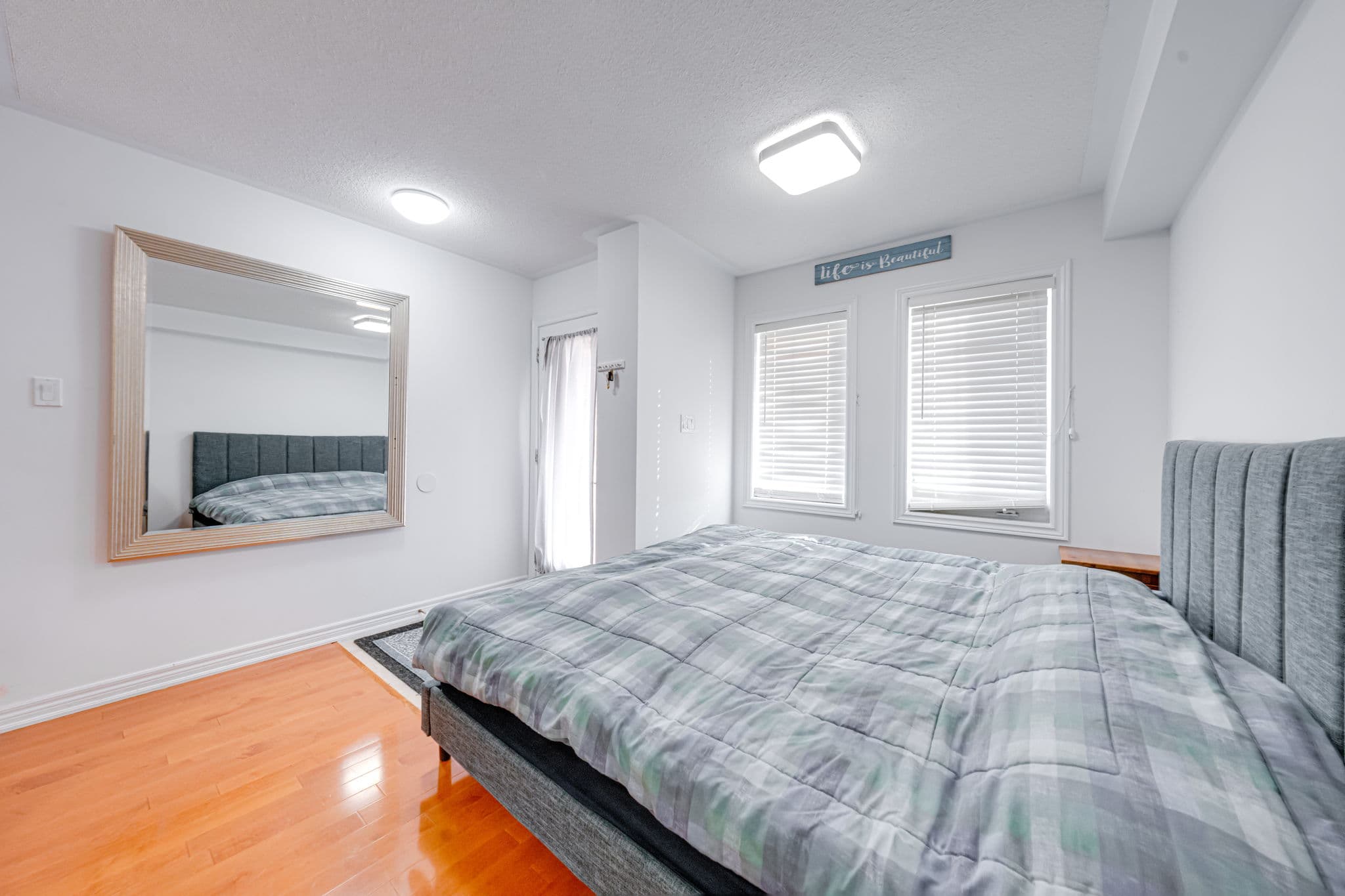 2506 Bur Oak Ave Markham, ON L6B 1H2