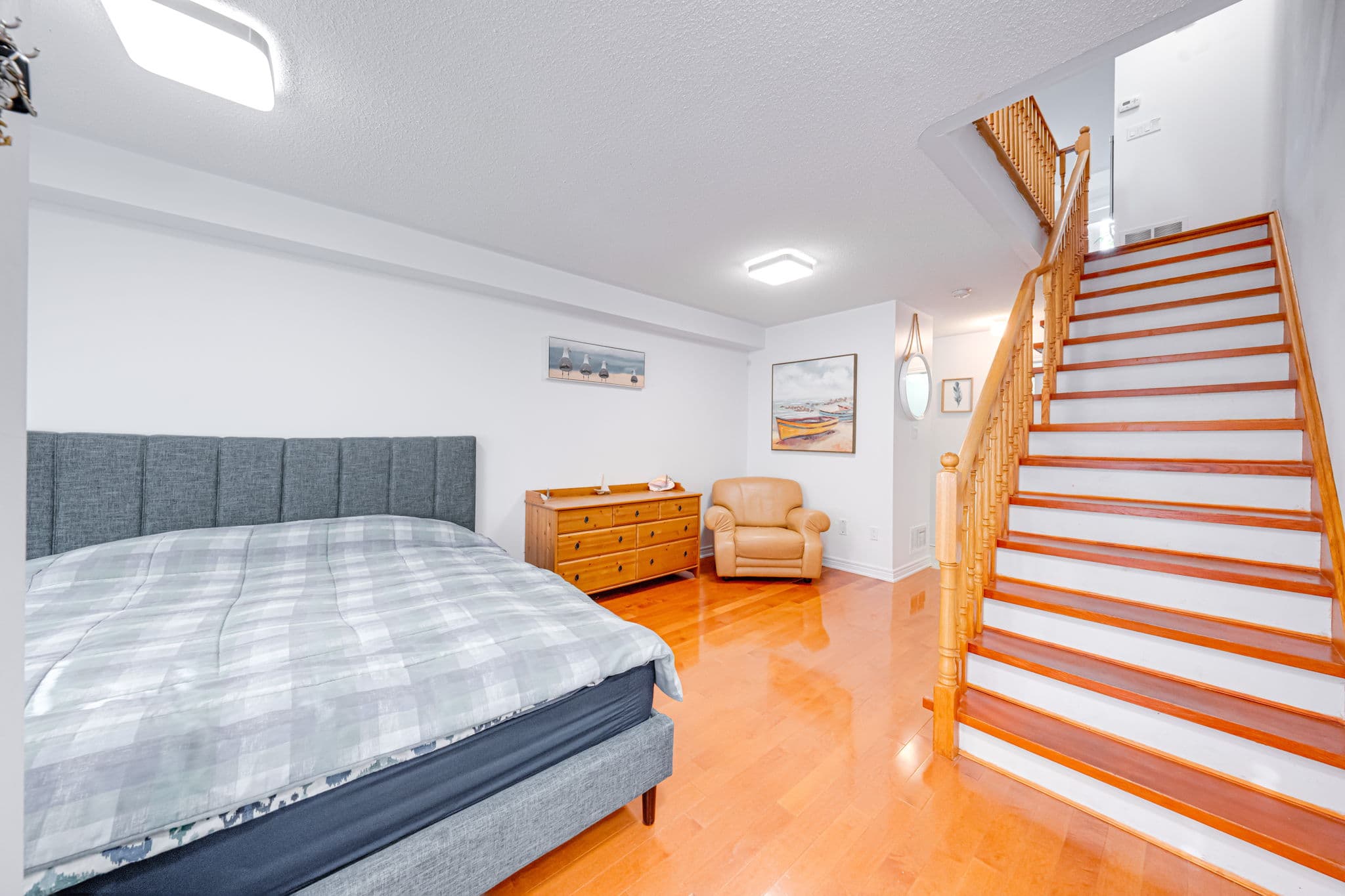 2506 Bur Oak Ave Markham, ON L6B 1H2