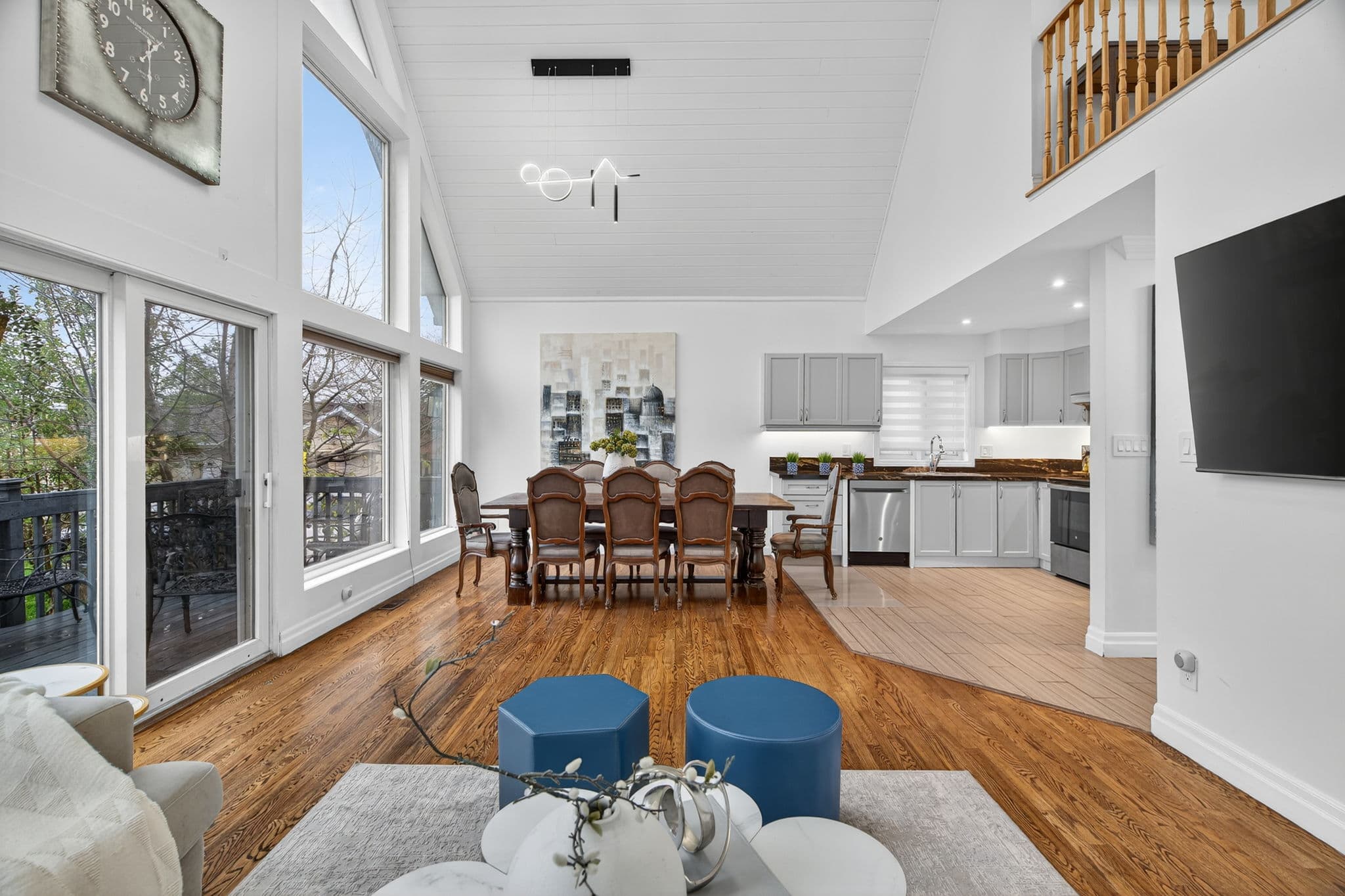 26 Elm Grove Ave Richmond Hill, ON L4E 2T1