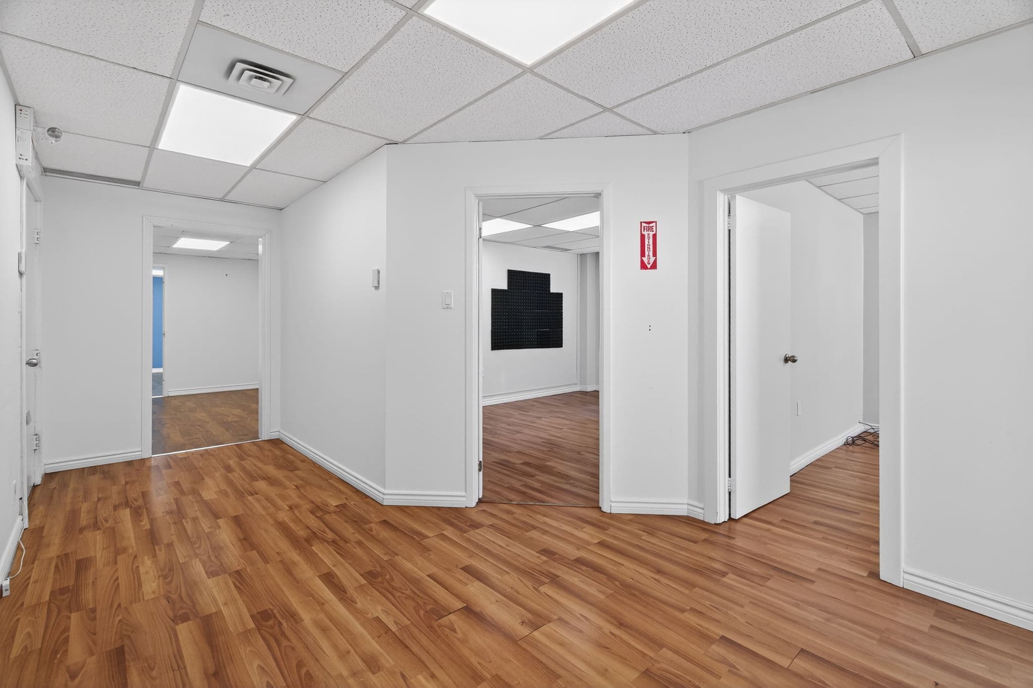 260 Church St Oakville, ON L6J 1N6