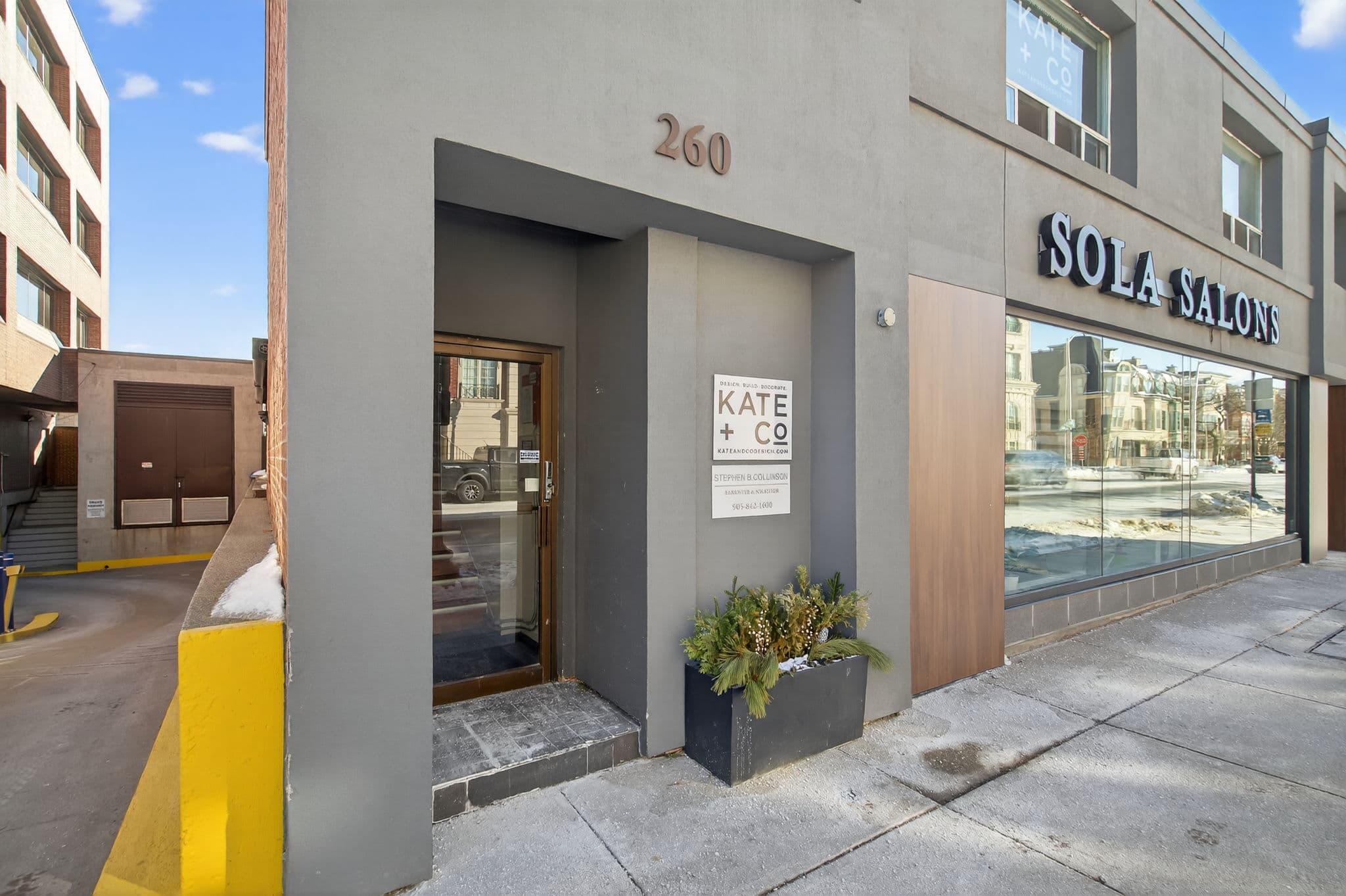 260 Church St Oakville, ON L6J 1N6
