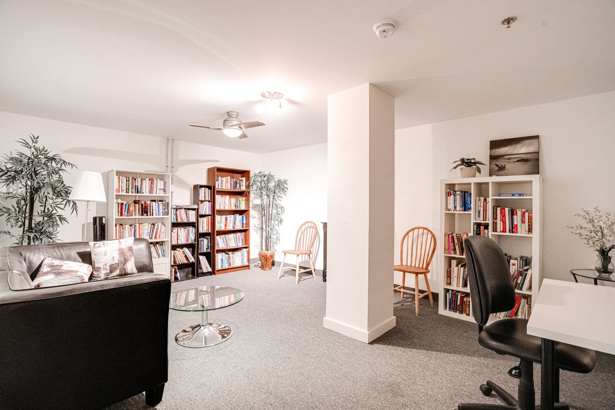 2603 Bathurst St Unit 102 Toronto, ON M6B 2Z6