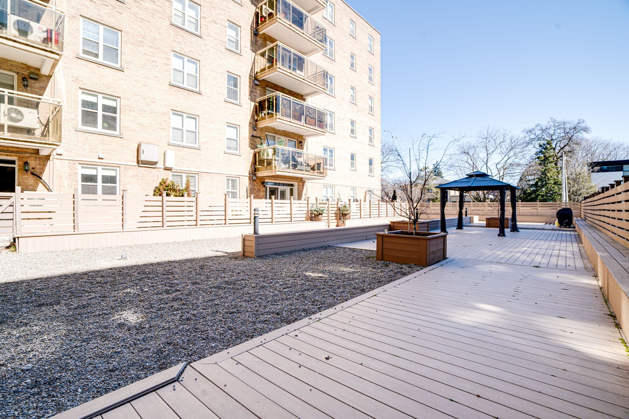 2603 Bathurst St Unit 102 Toronto, ON M6B 2Z6