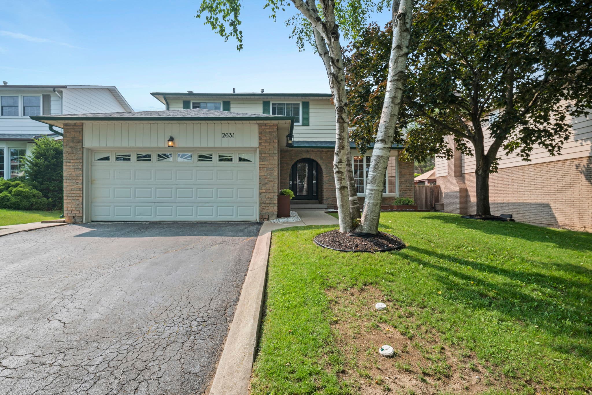 2631 Cavendish Dr Burlington, ON L7P 3W6