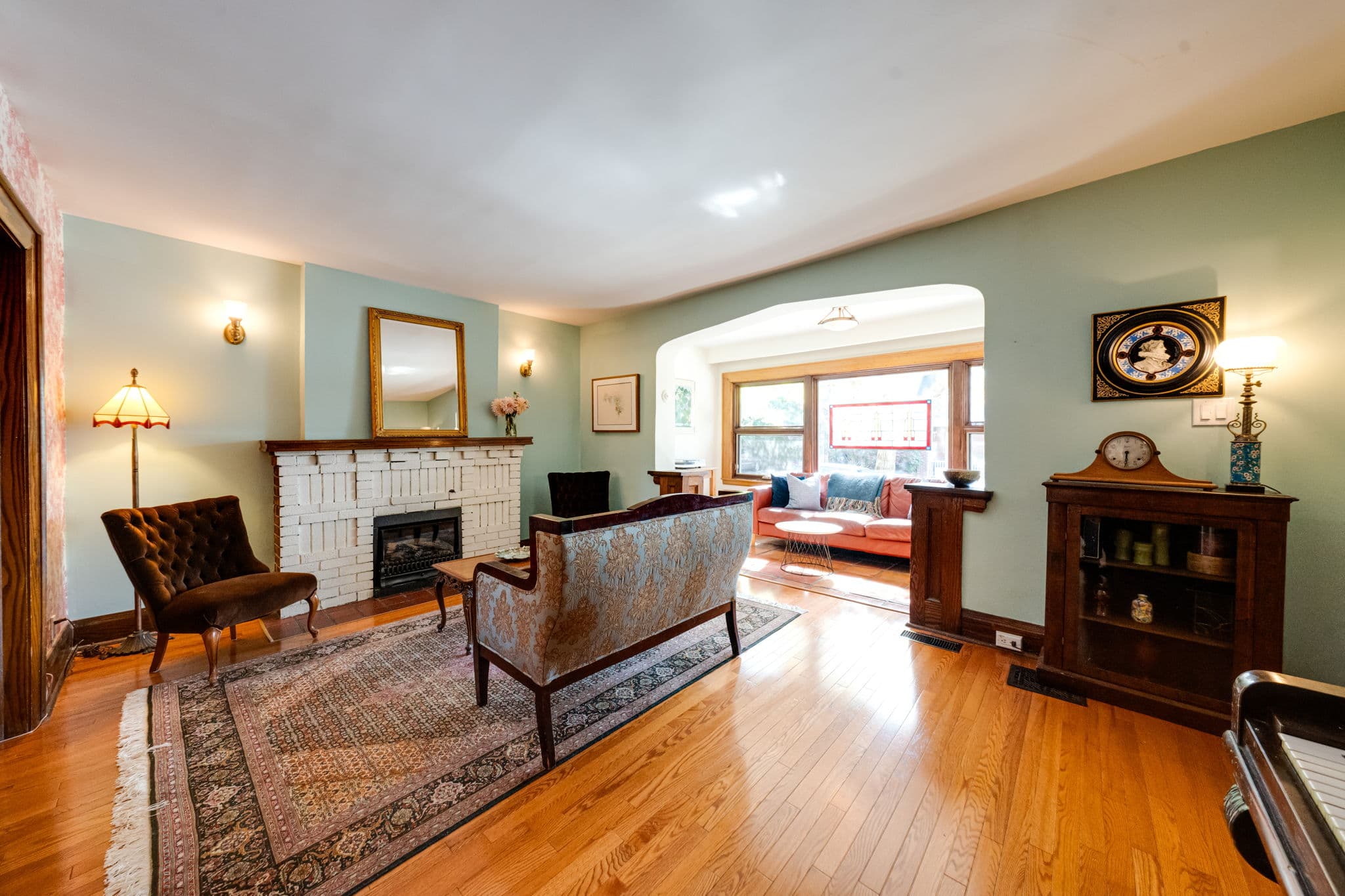 264 Benson Ave Toronto, ON M6G 2J8