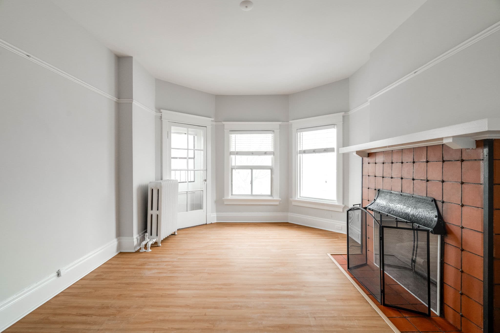 265 High Park Ave Unit 1 Toronto, ON M6P 2S5