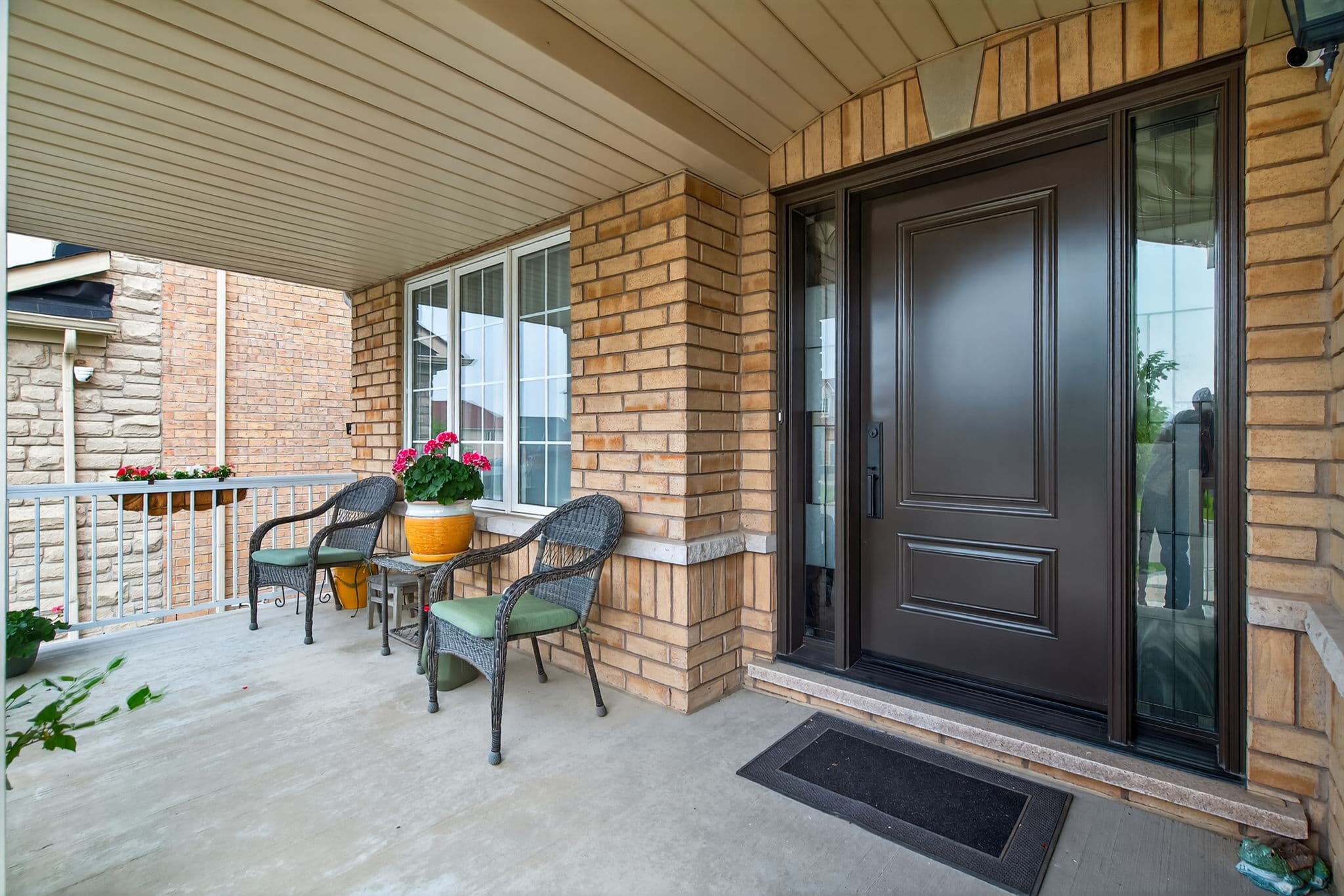 268 Carrier Crescent Vaughan, ON L6A 4T4