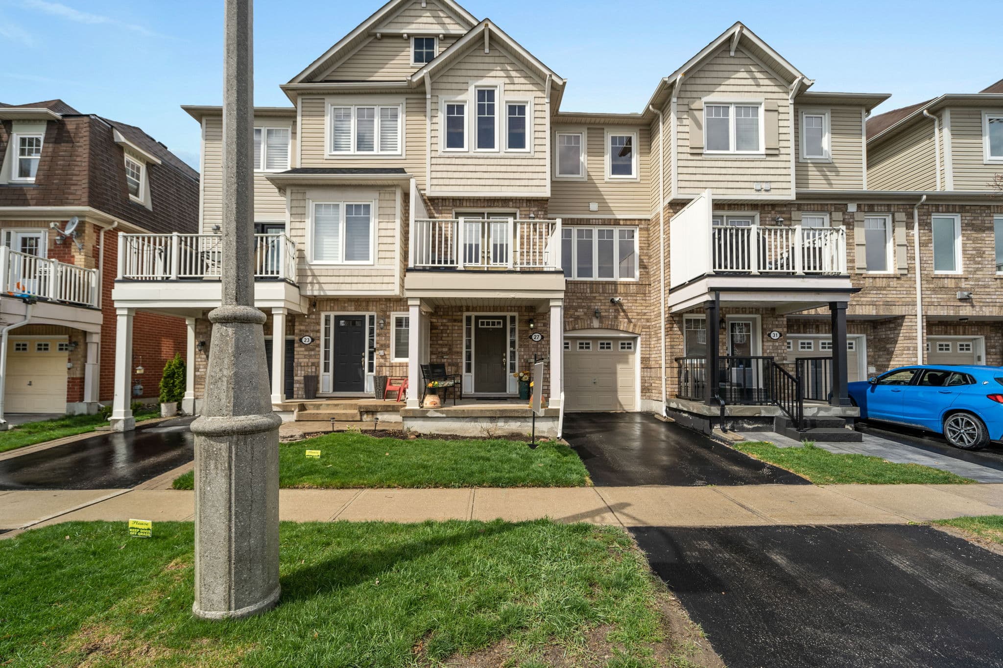 27 Miltrose Crescent Whitchurch-Stouffville, ON L4A 0P8