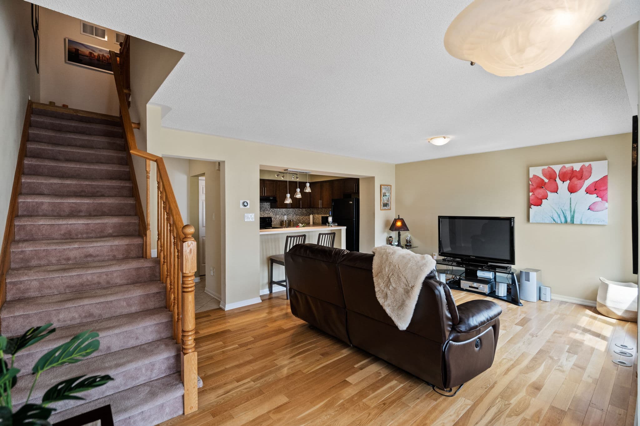27 Miltrose Crescent Whitchurch-Stouffville, ON L4A 0P8