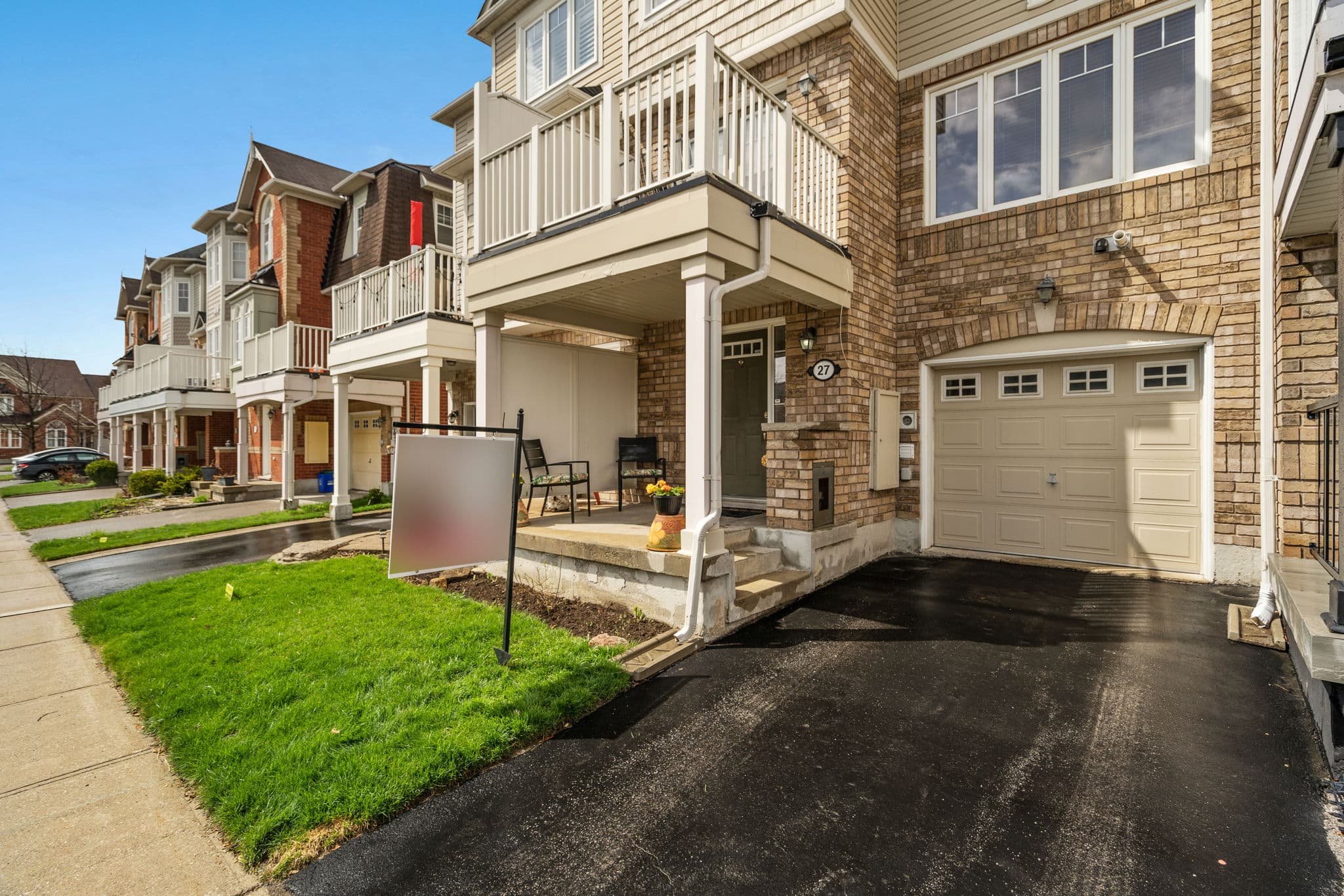 27 Miltrose Crescent Whitchurch-Stouffville, ON L4A 0P8