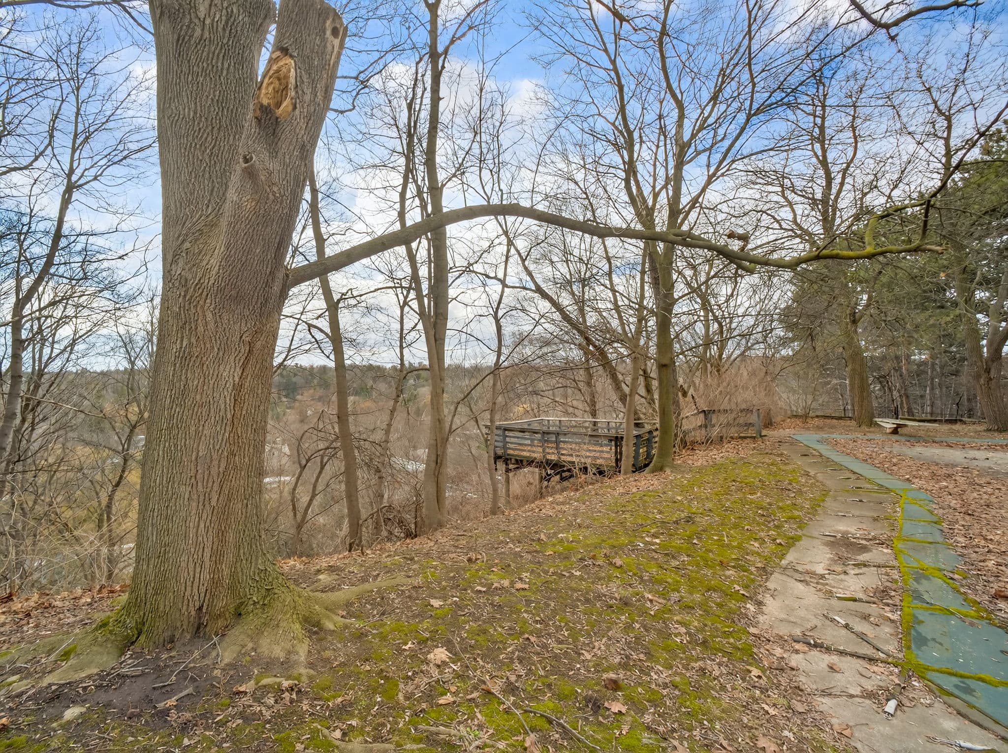 27 Old Yonge St Toronto, ON M2P 1P6