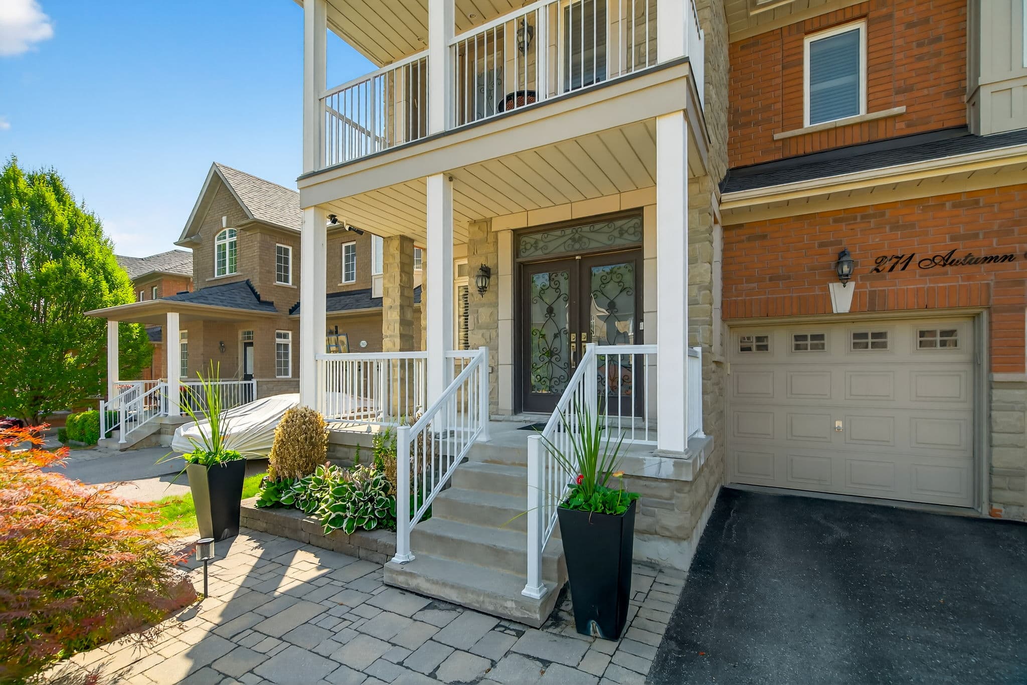 271 Autumn Hill Blvd Vaughan, ON L4J 8Y4