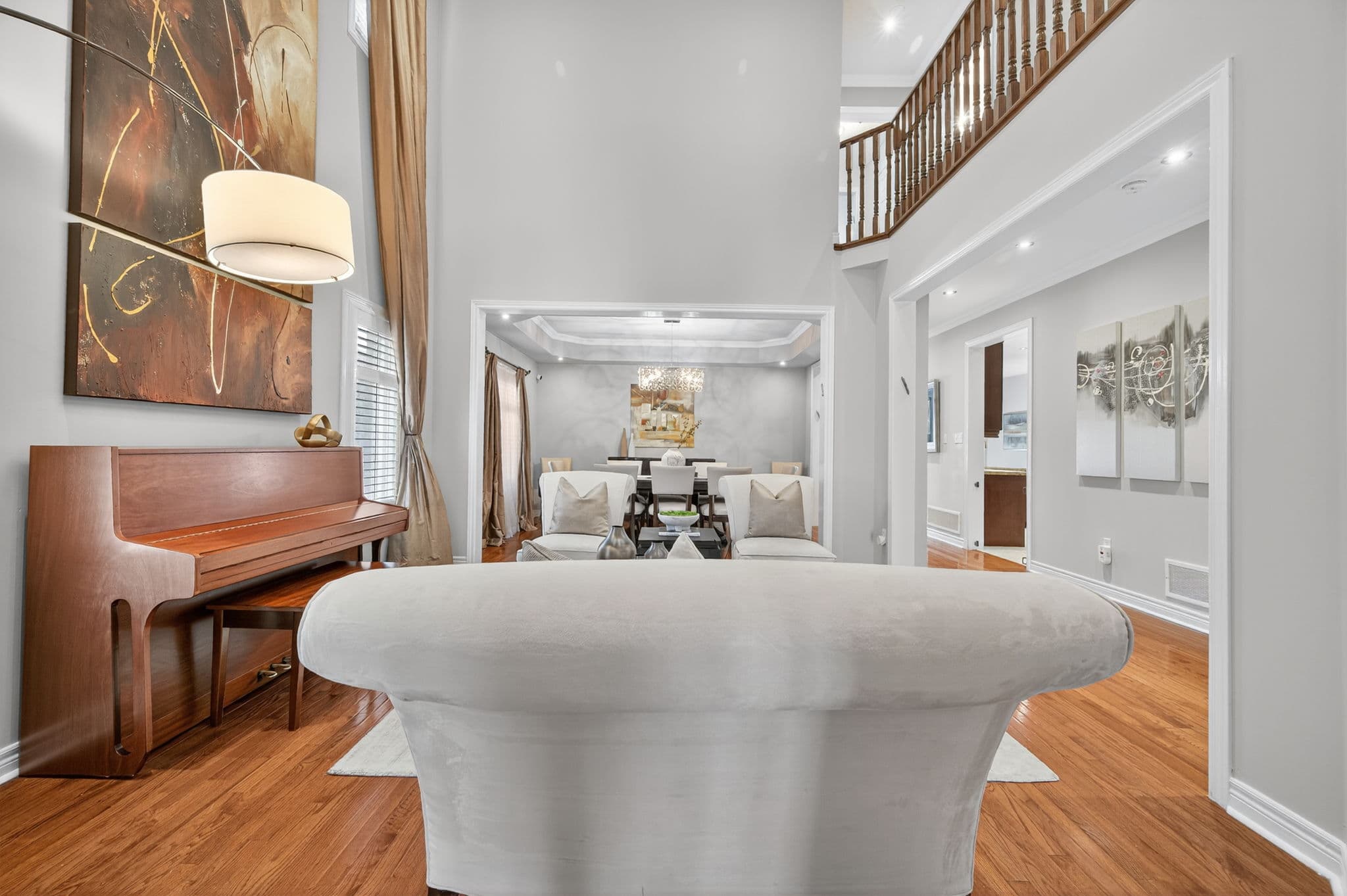 271 Autumn Hill Blvd Vaughan, ON L4J 8Y4