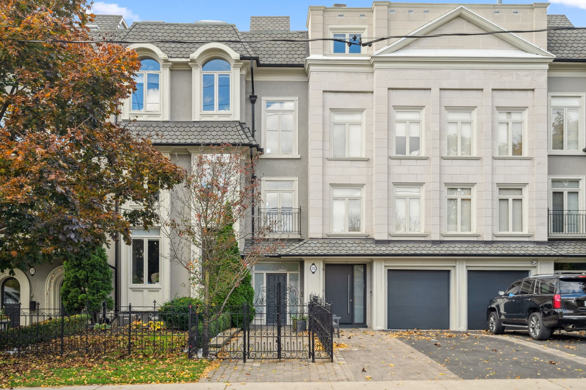 276 Spadina Rd Unit 4 Toronto, ON M5R 2V4