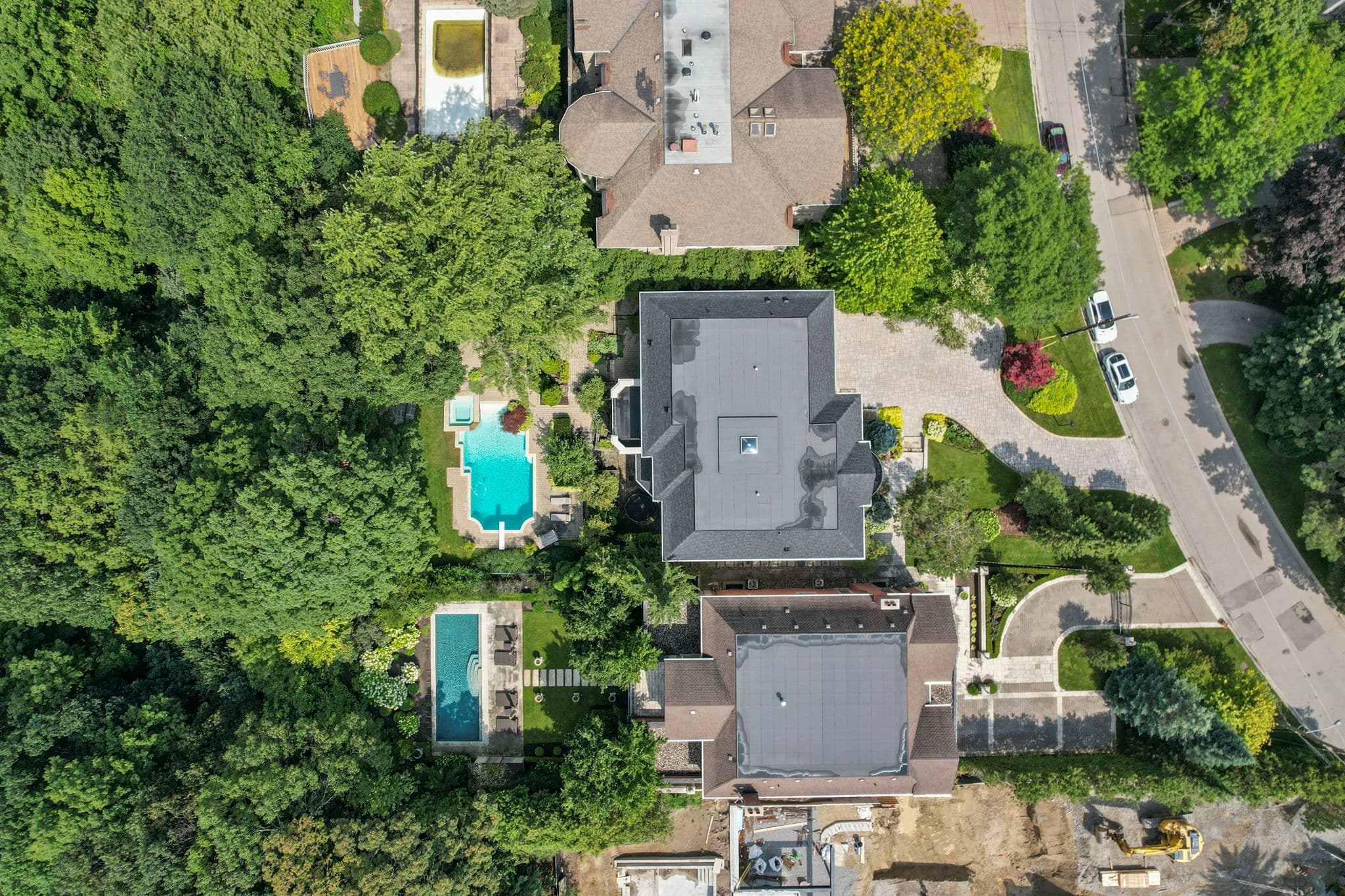 28 Arjay Crescent Toronto, ON M2L 1C7