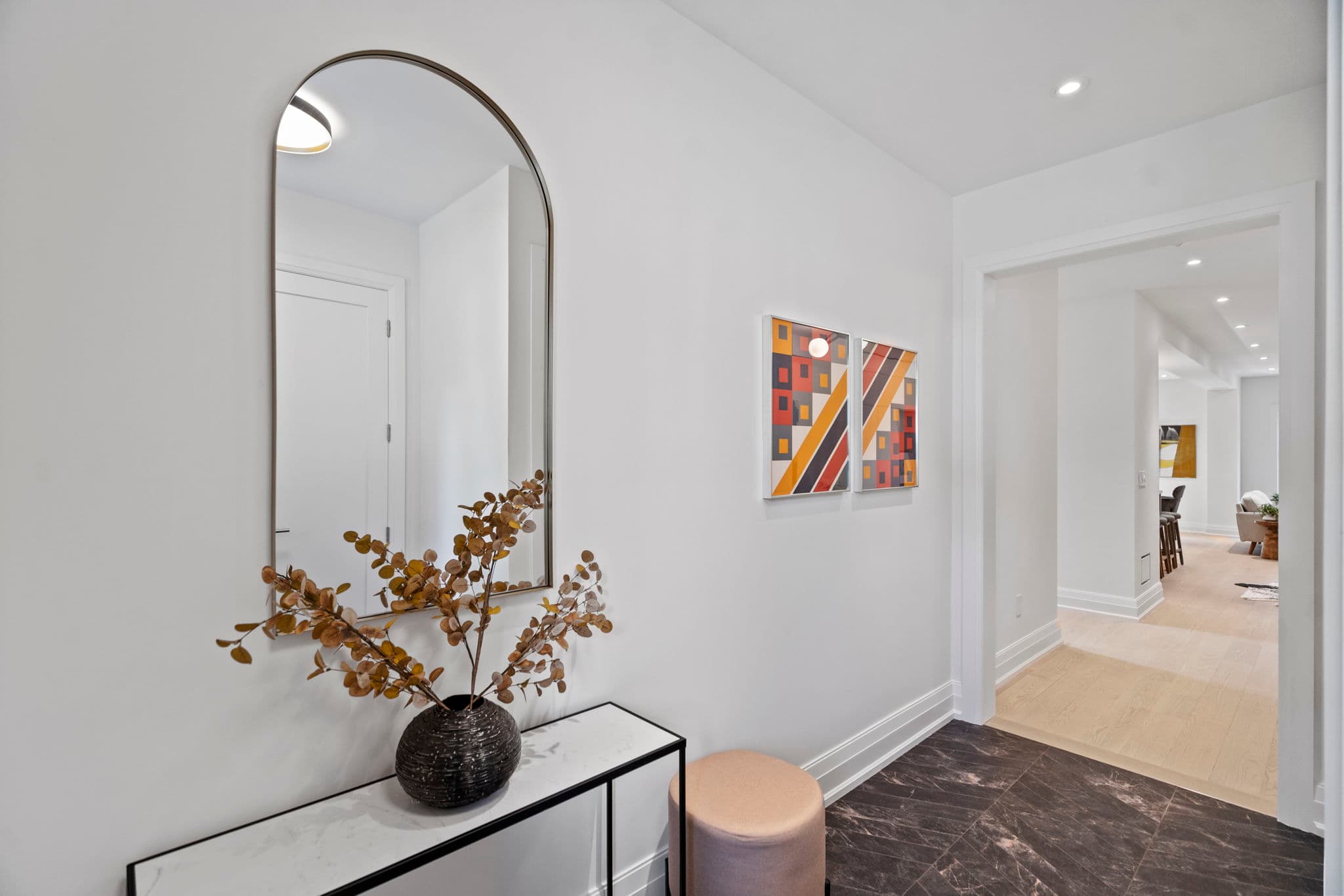 28 Durban Rd Toronto, ON M8Z 4B3
