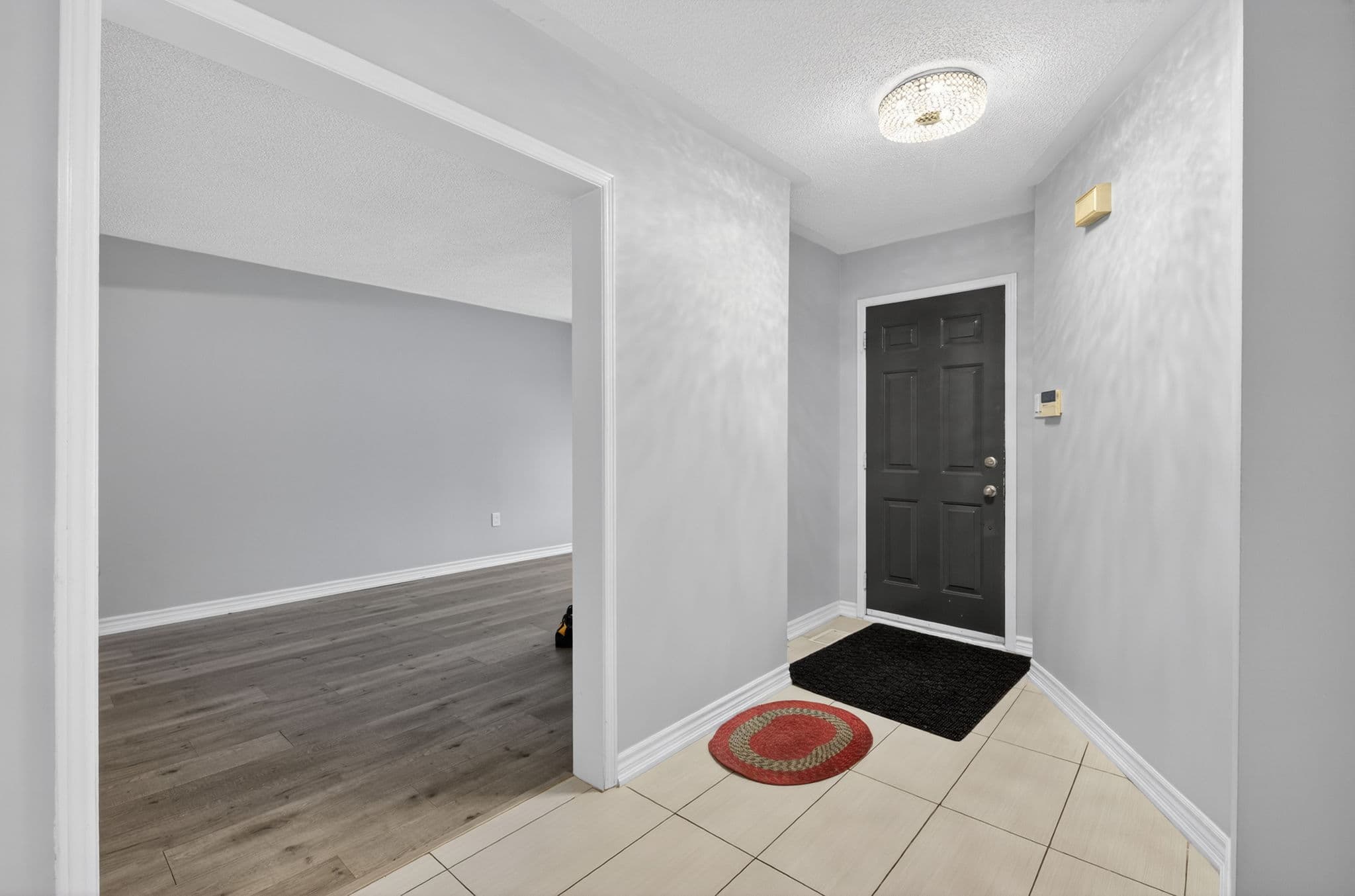 28 Matterdale Ave Brampton, ON L6Y 4J6
