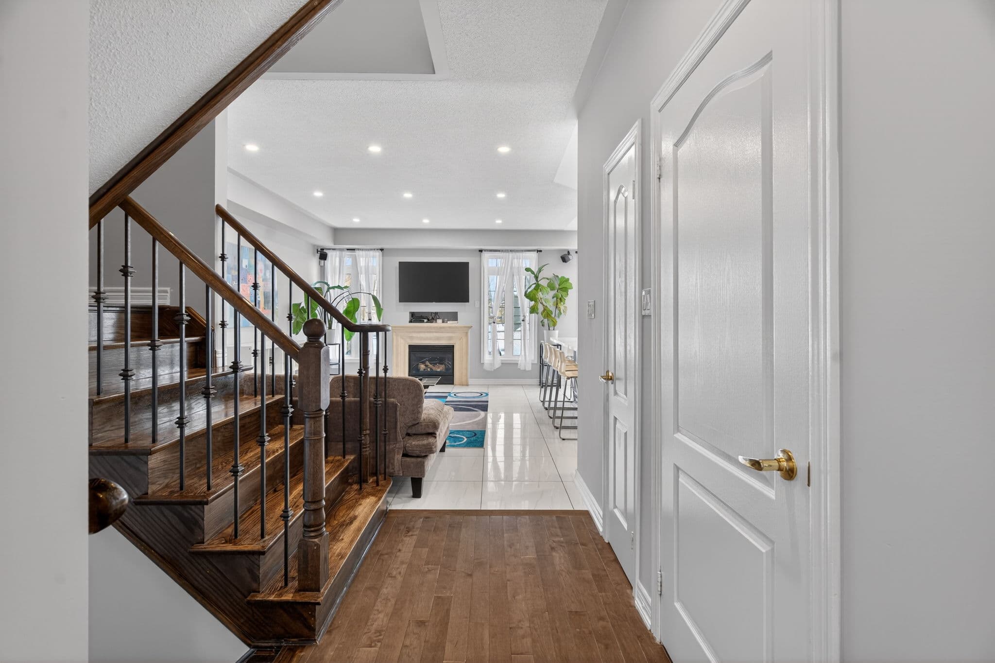 29 Fraserwood Rd Vaughan, ON L4J 9C5