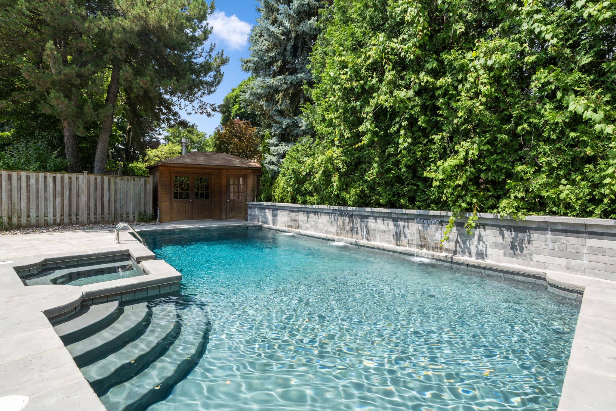 29 Junewood Crescent Toronto, ON M2L 2C3