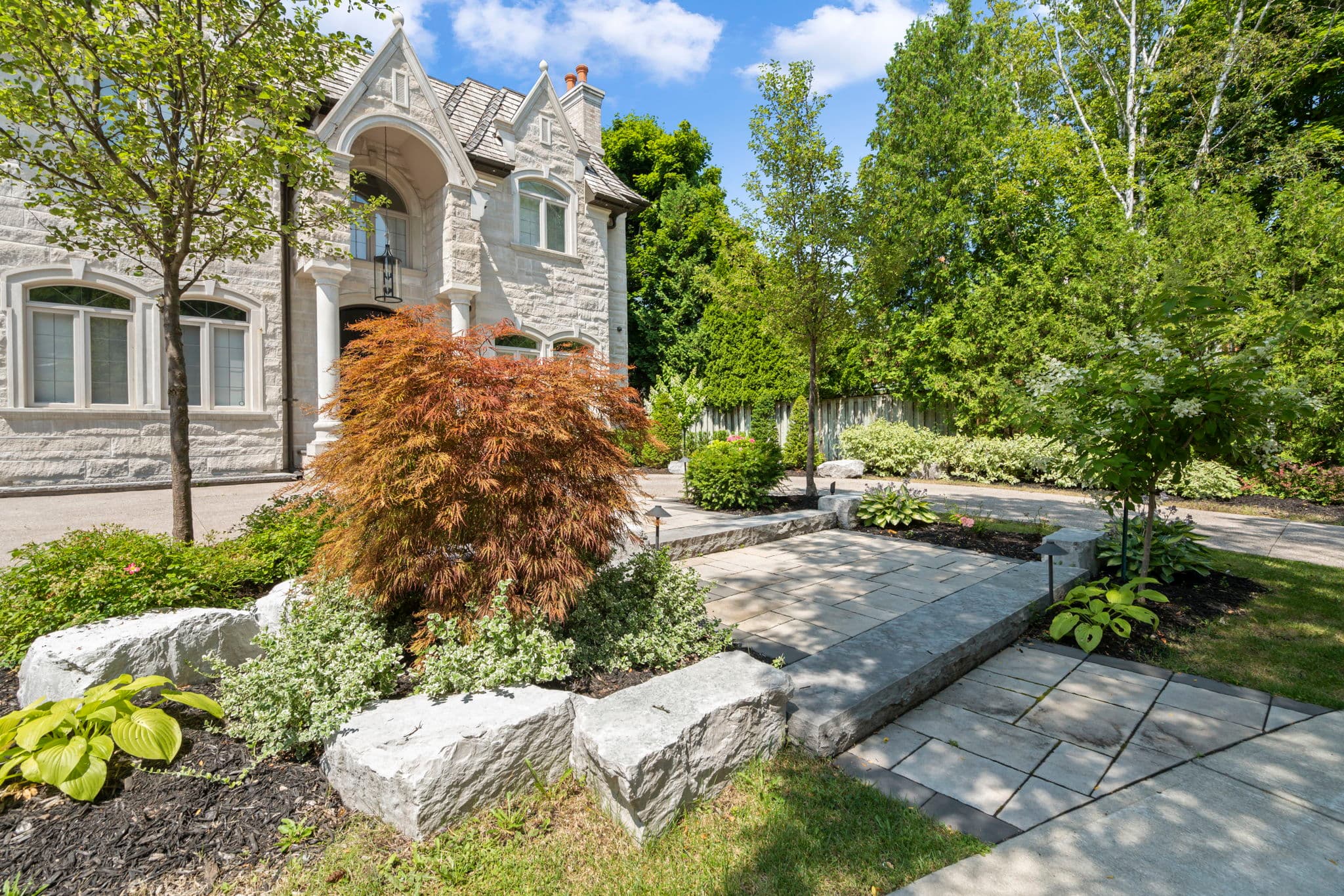29 Junewood Crescent Toronto, ON M2L 2C3