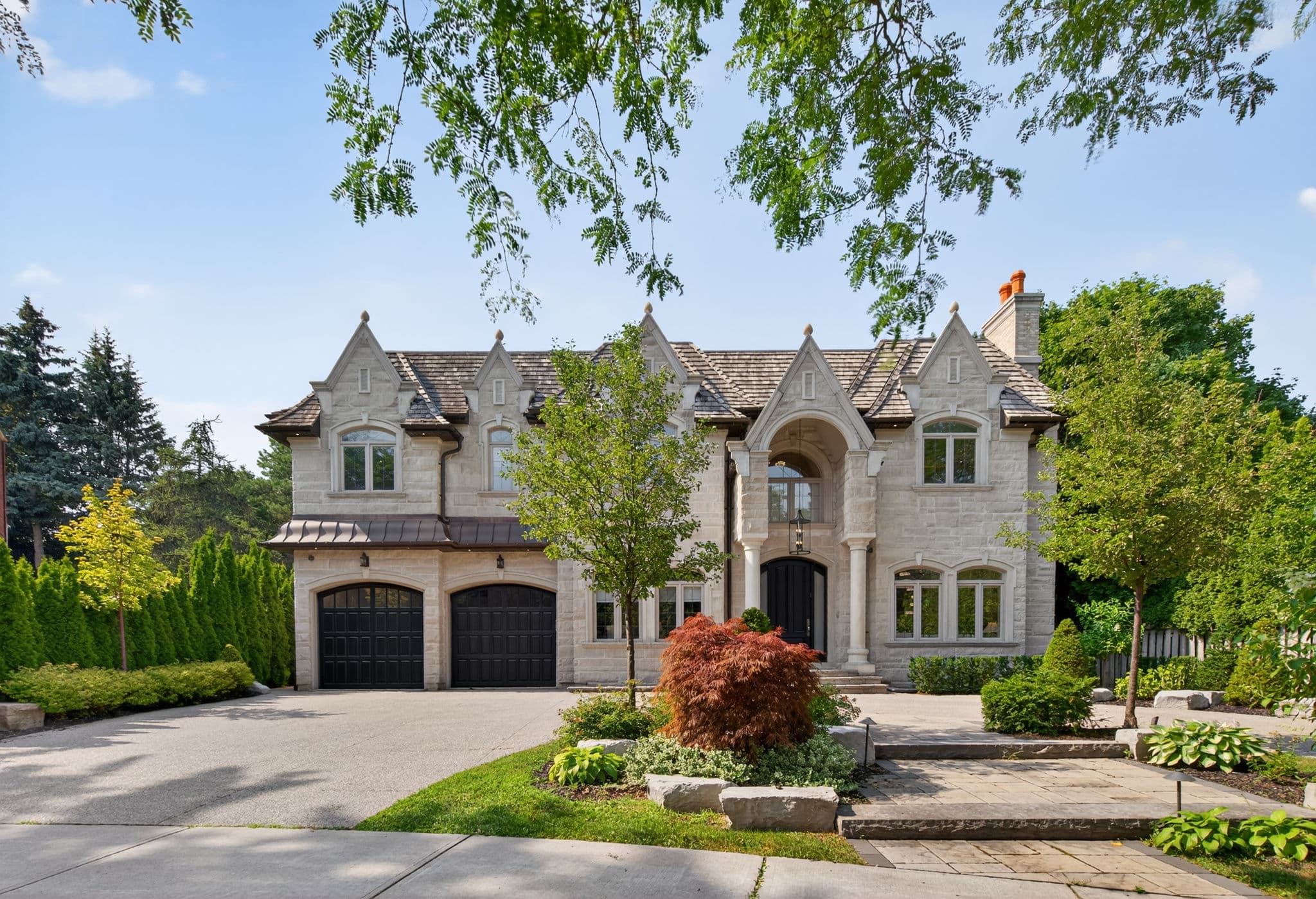 29 Junewood Crescent Toronto, ON M2L 2C3