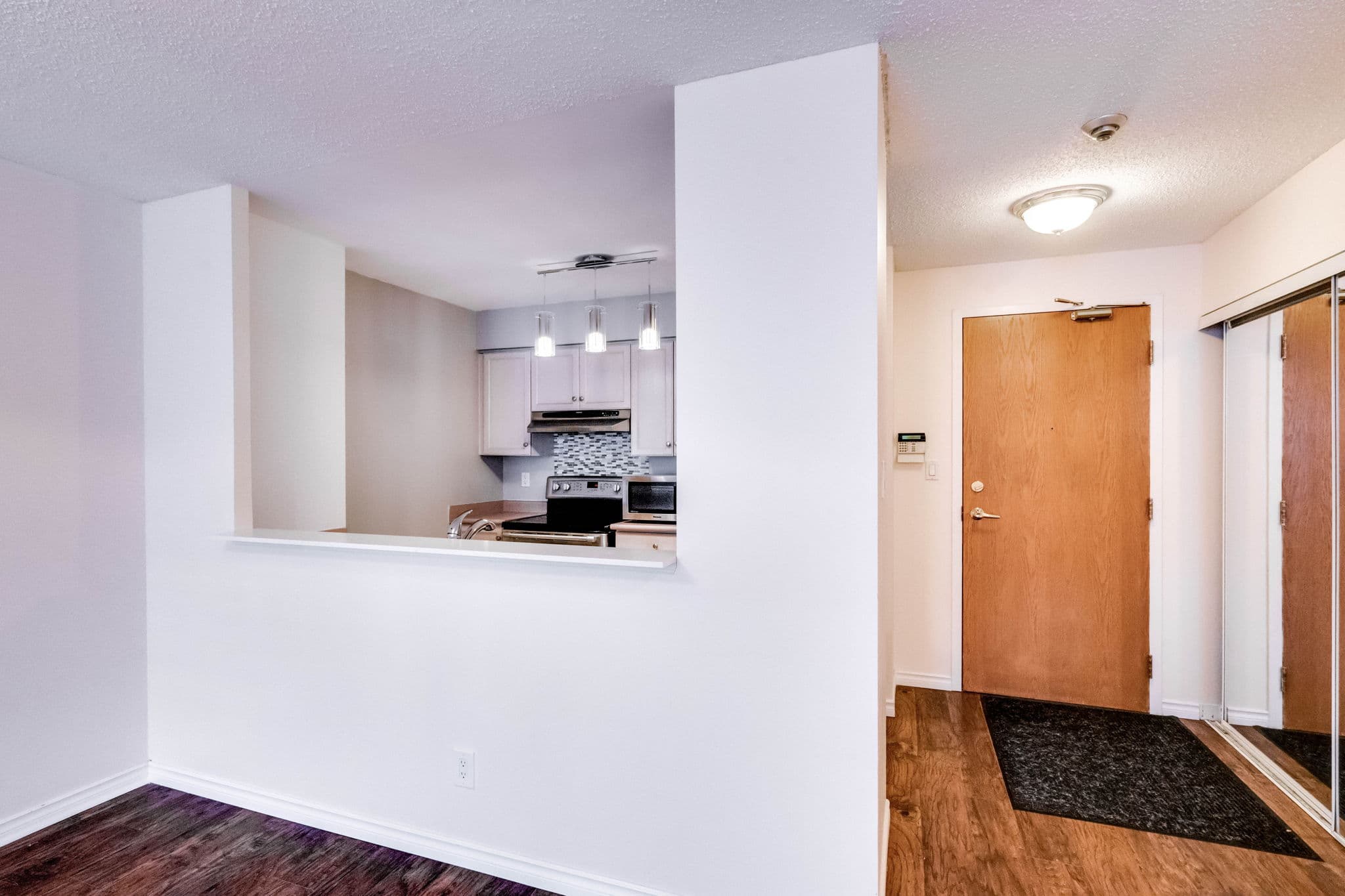 29 Northern Heights Dr Unit 101 Richmond Hill, ON L4B 4L8
