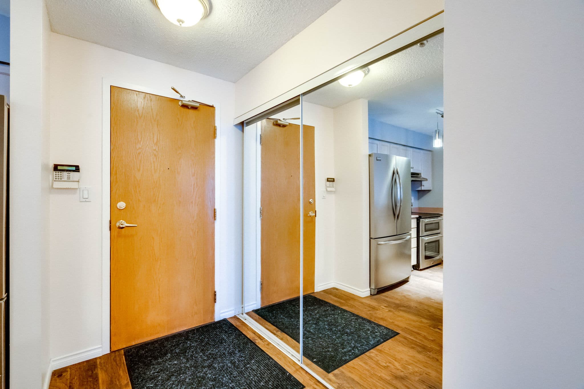 29 Northern Heights Dr Unit 101 Richmond Hill, ON L4B 4L8
