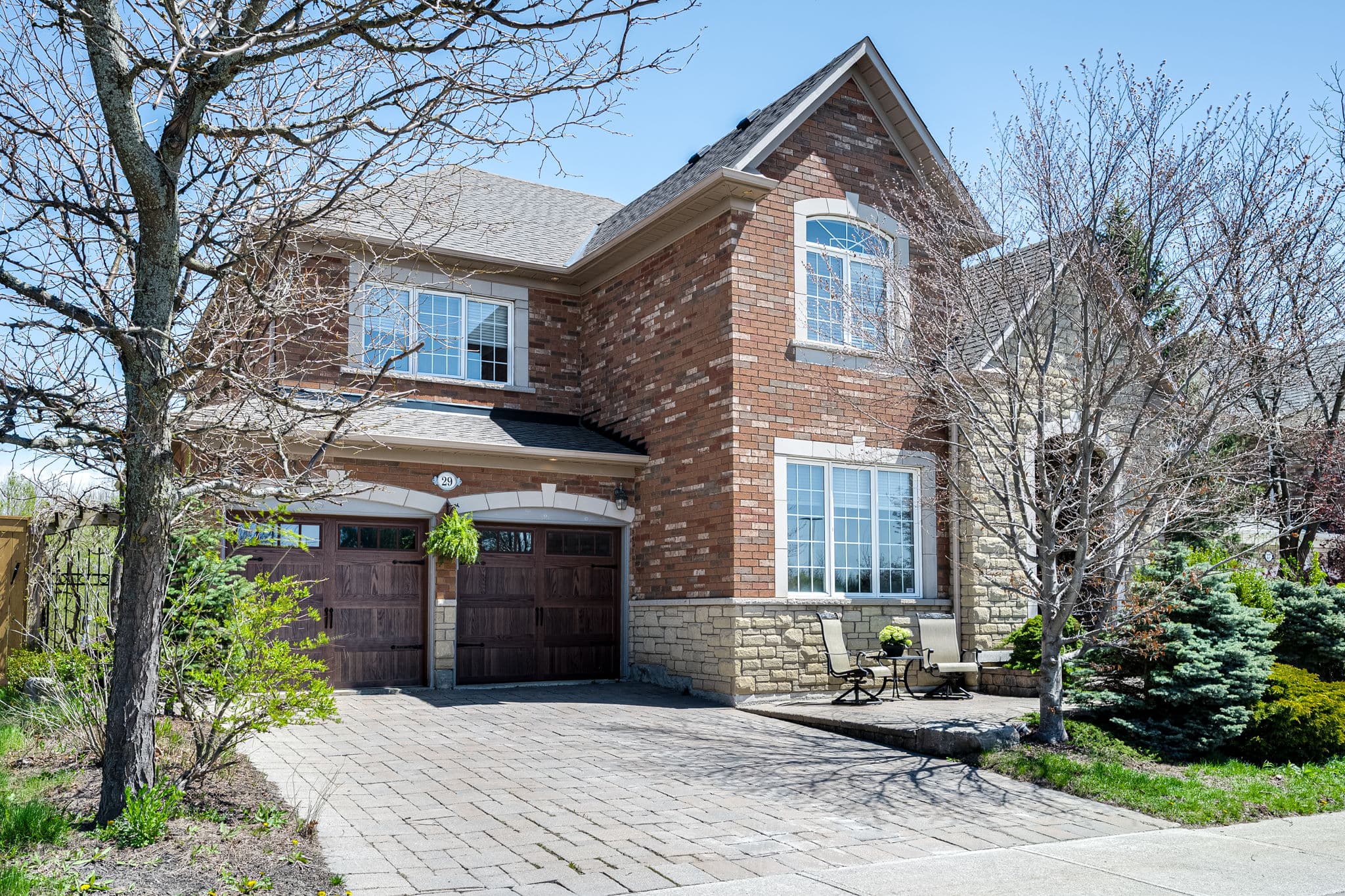 29 Red Cardinal Trail Richmond Hill, ON L4E 3Y5