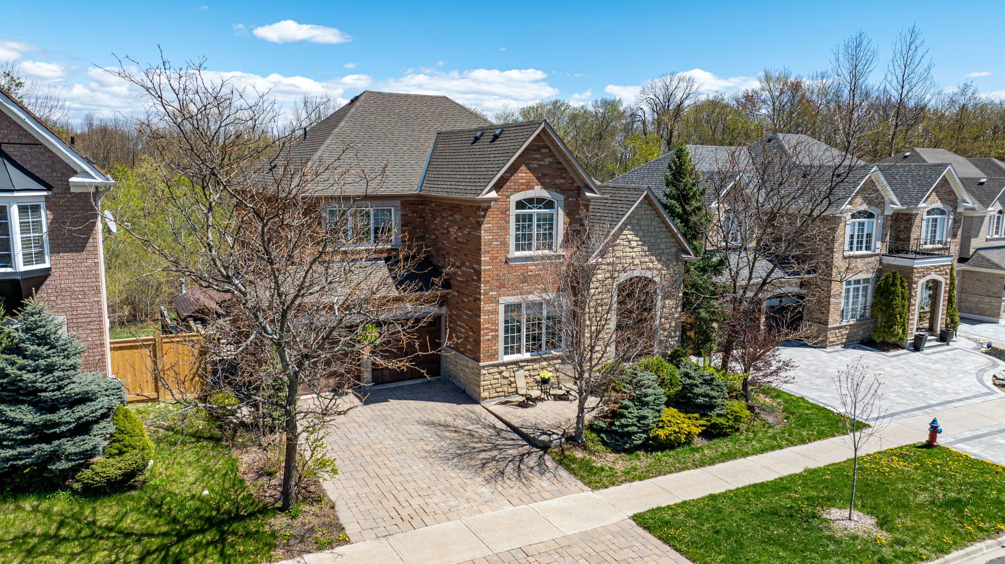 29 Red Cardinal Trail Richmond Hill, ON L4E 3Y5