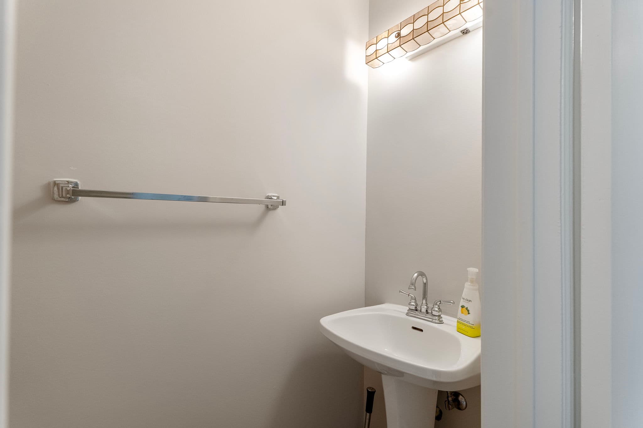 294 Ceremonial Dr Mississauga, ON L5R 2N7