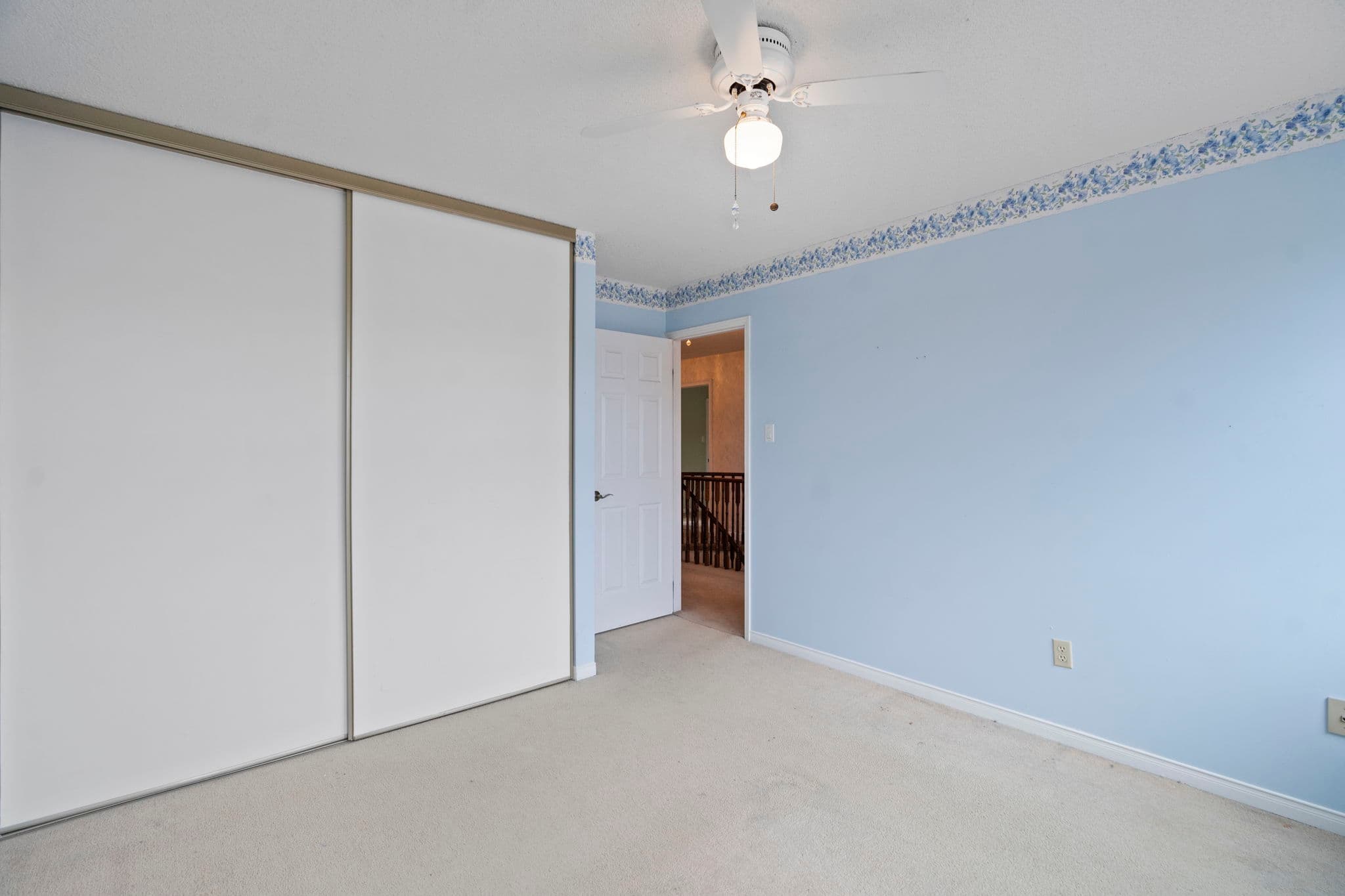 294 Ceremonial Dr Mississauga, ON L5R 2N7