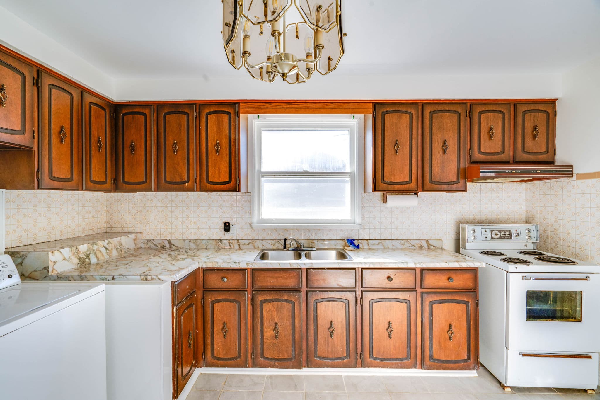 3 Lombardy Crescent Scarborough, ON M1K 4N7