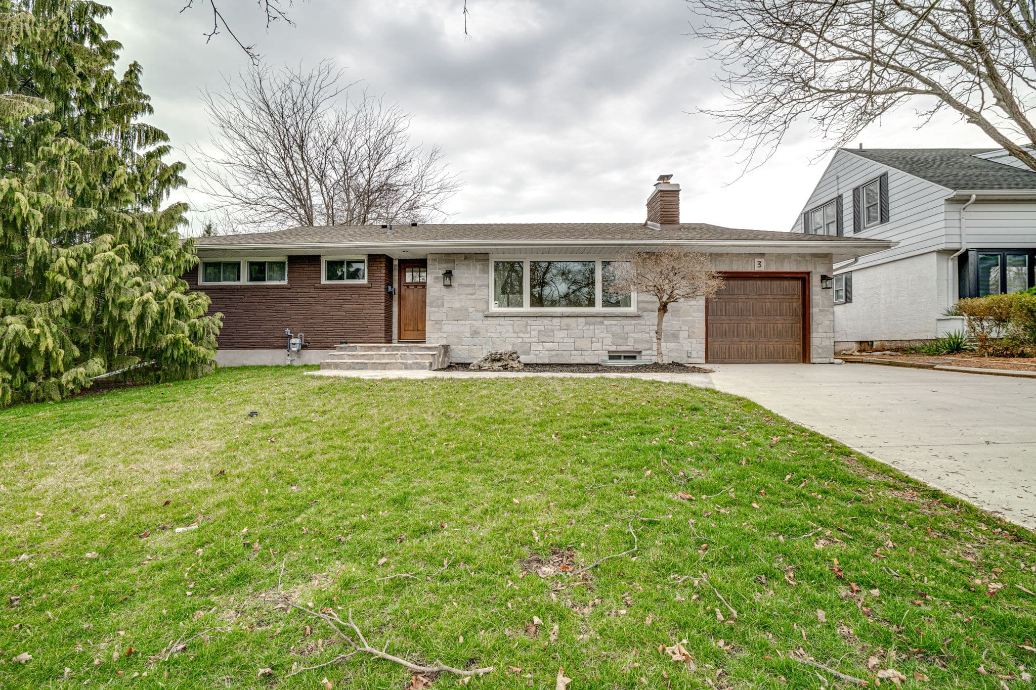 3 Shepherds Cir St. Catharines, ON L2T 2C8