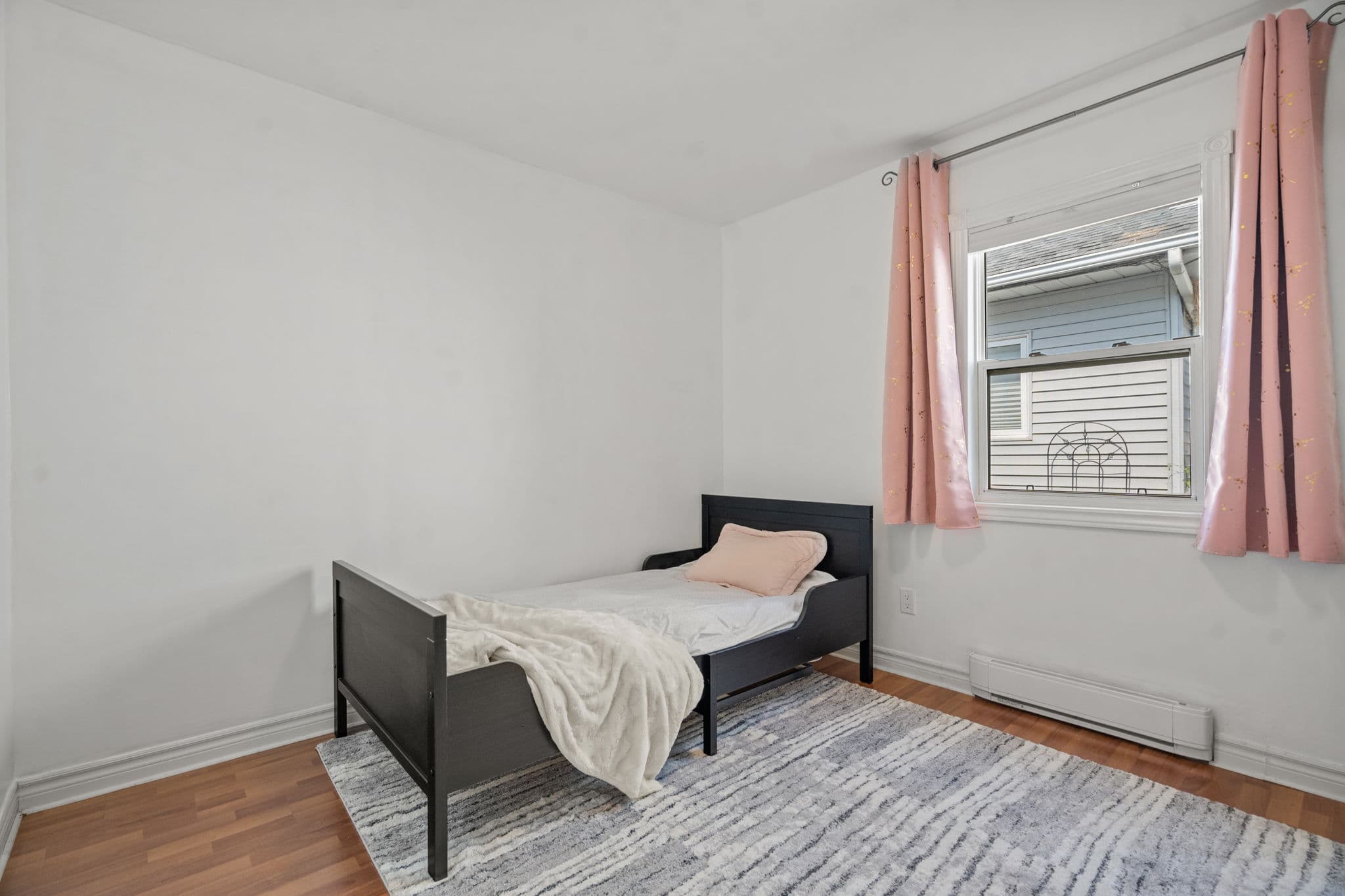 3 Sunset Blvd Brampton, ON L6X 1W7