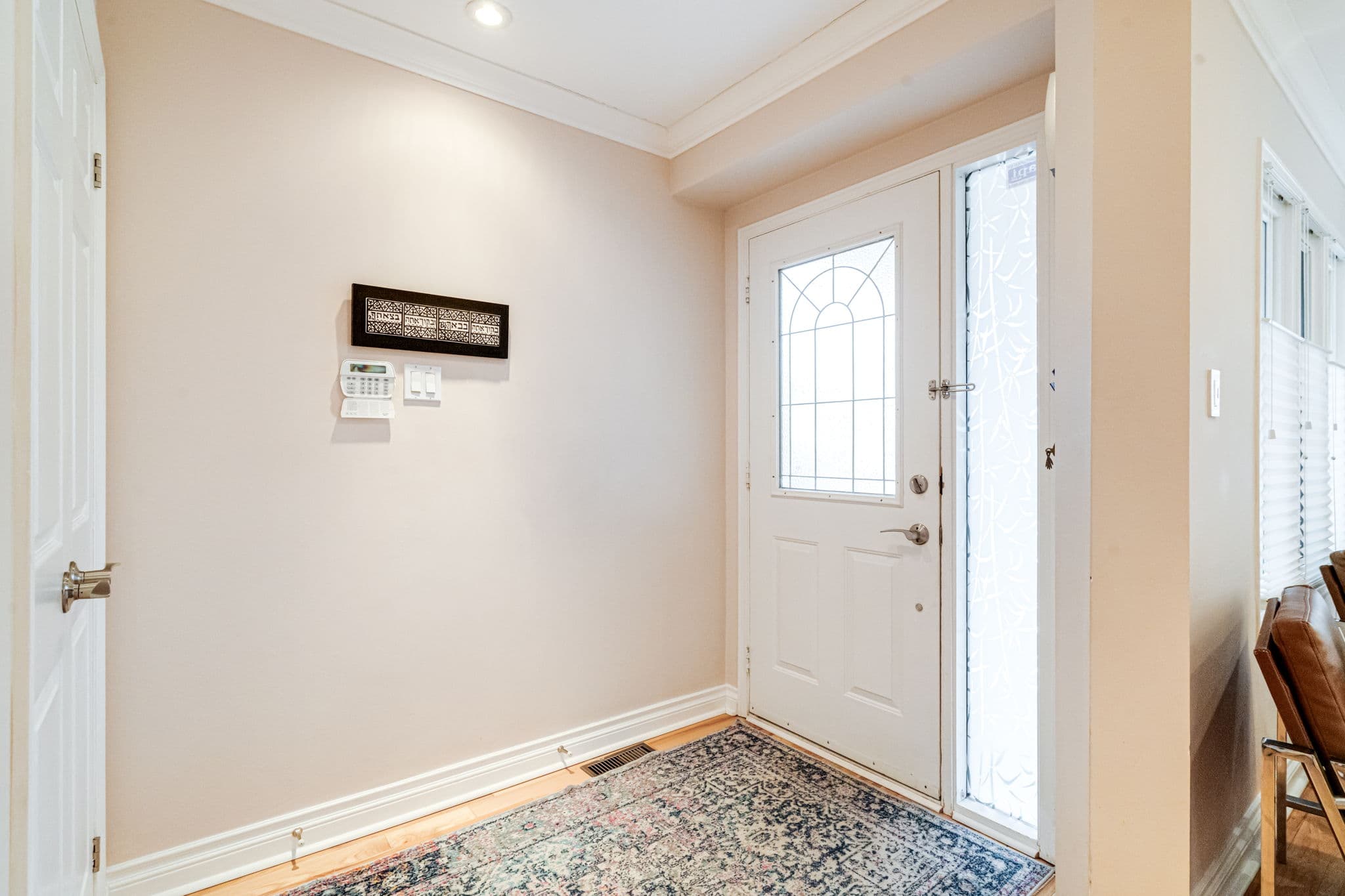 30 Brownridge Dr Vaughan, ON L4J 7R7