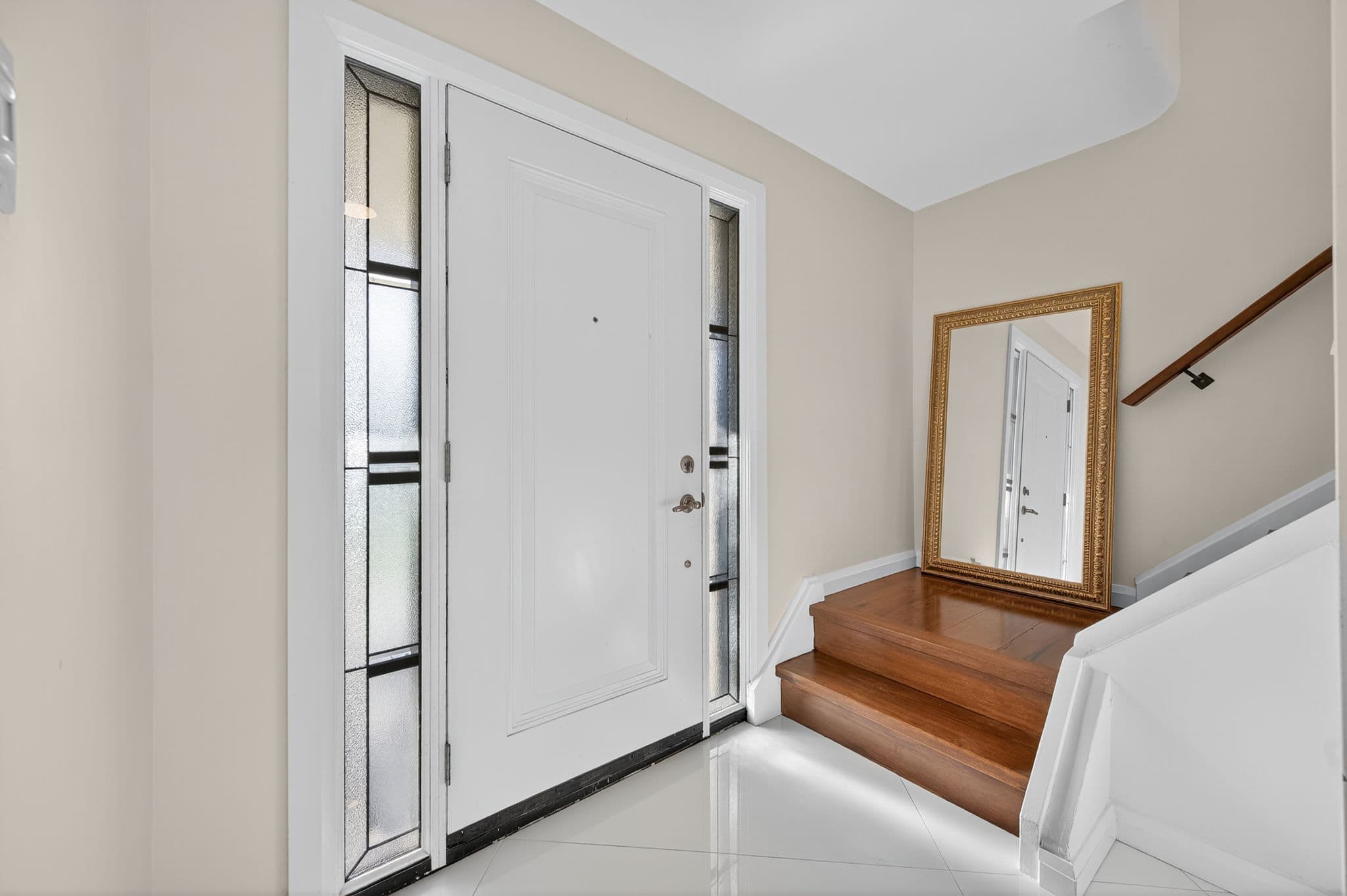 30 Goodview Rd Toronto, ON M2J 2K5