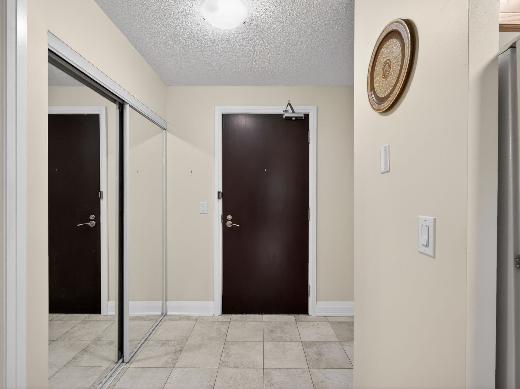 30 N Park Rd Unit 210 Vaughan, ON L4J 0G6