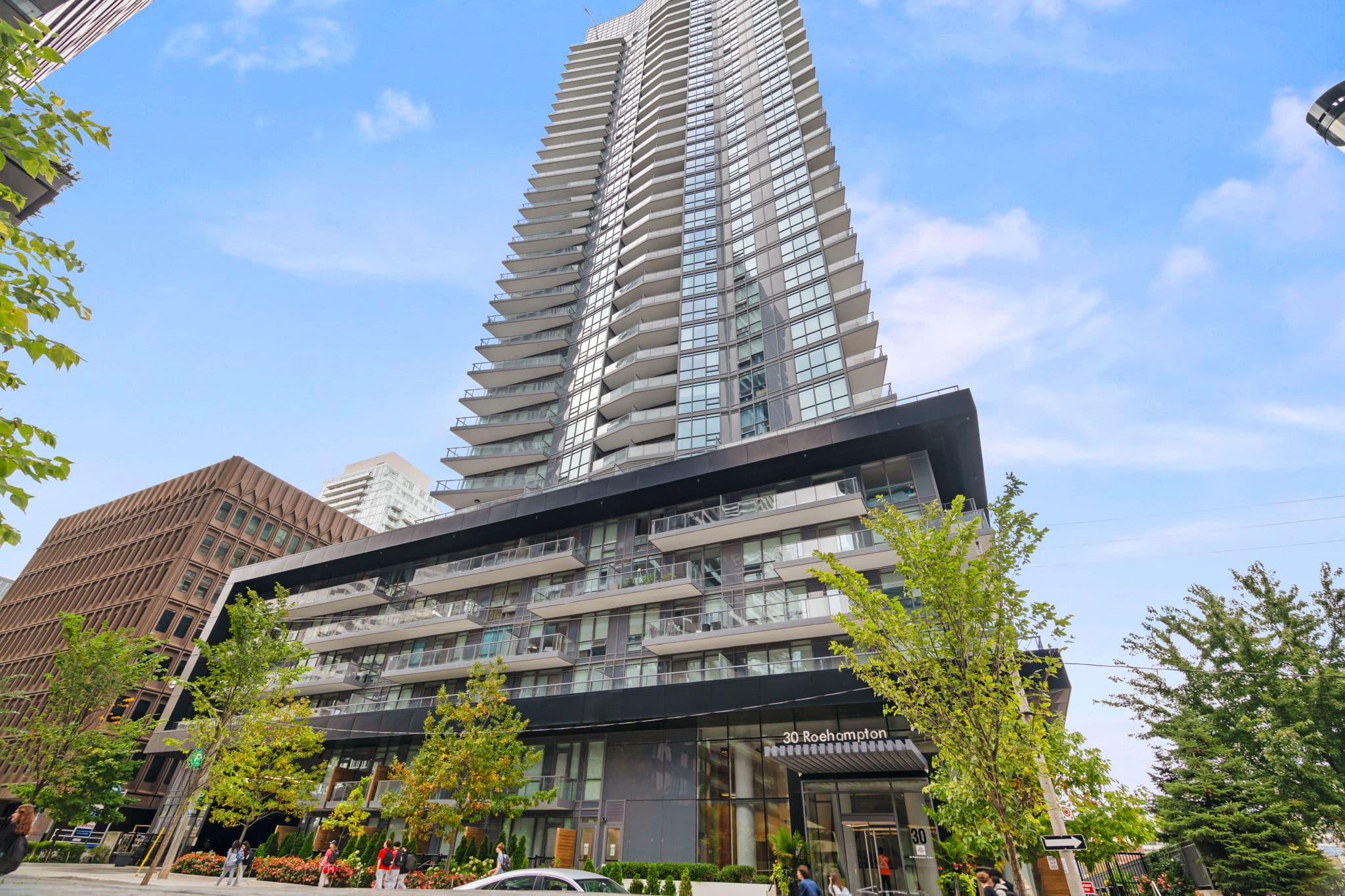 30 Roehampton Ave Unit 603 Toronto, ON M4P 0B9