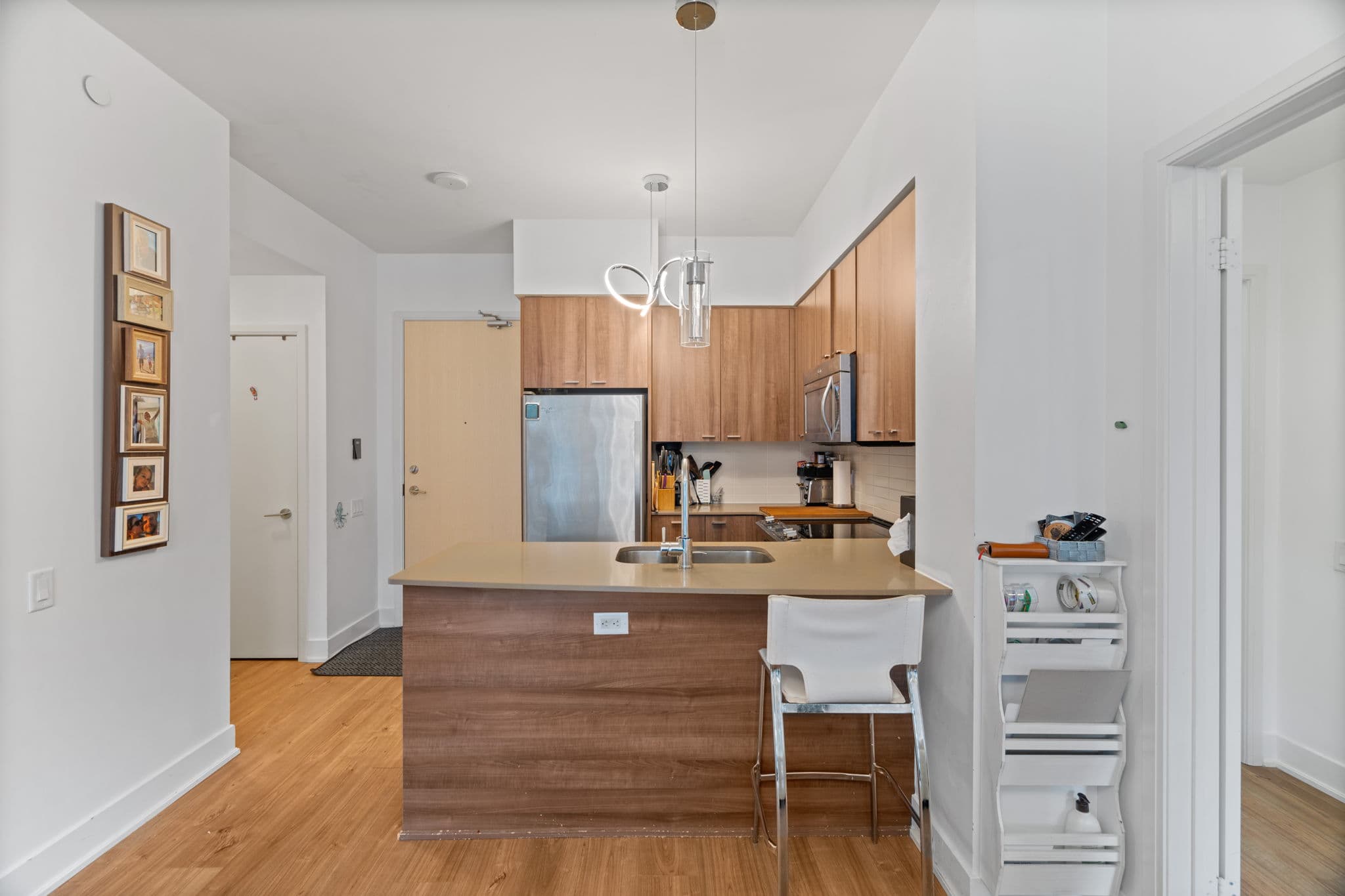 30 Roehampton Ave Unit 603 Toronto, ON M4P 0B9