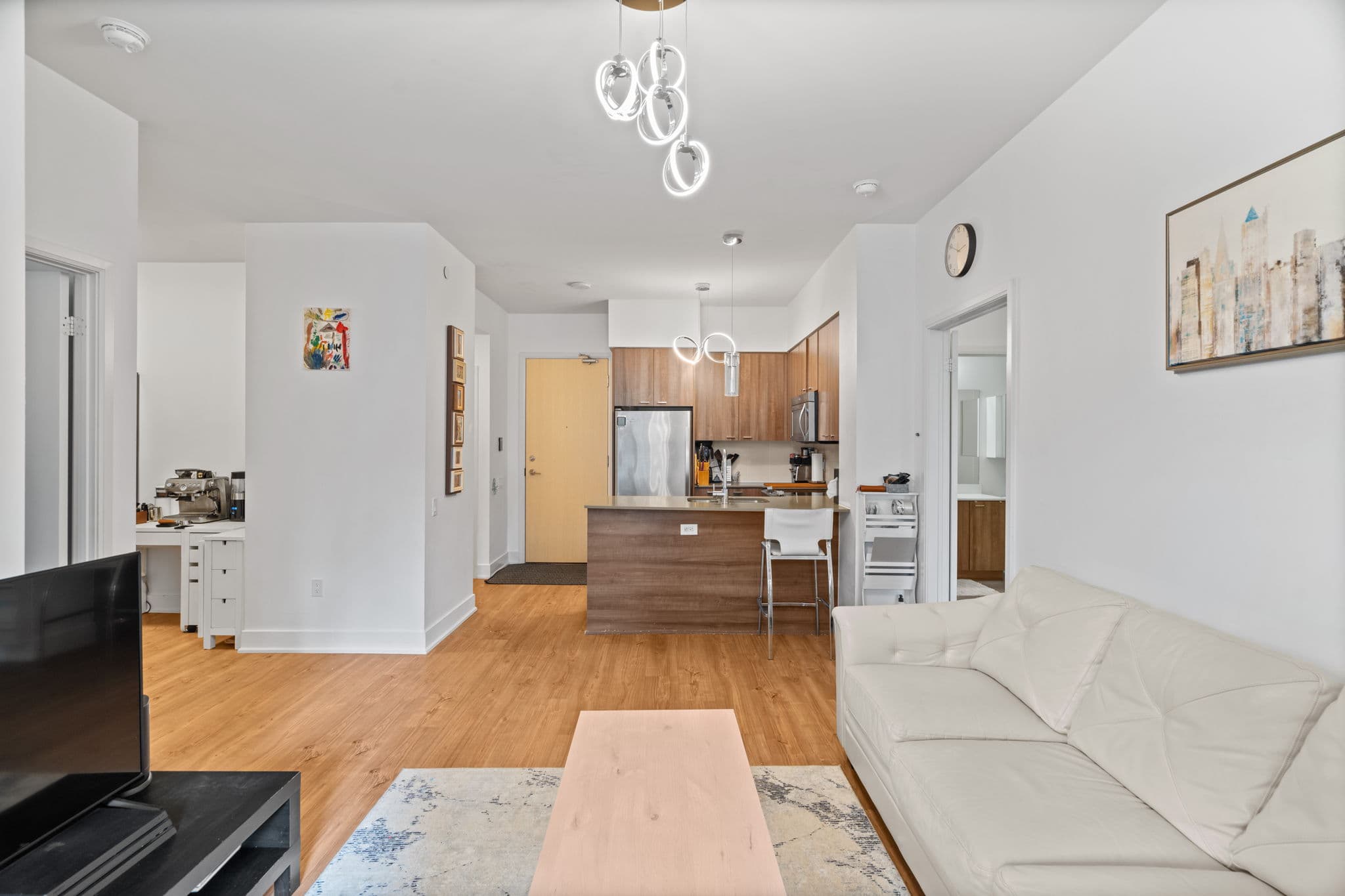 30 Roehampton Ave Unit 603 Toronto, ON M4P 0B9