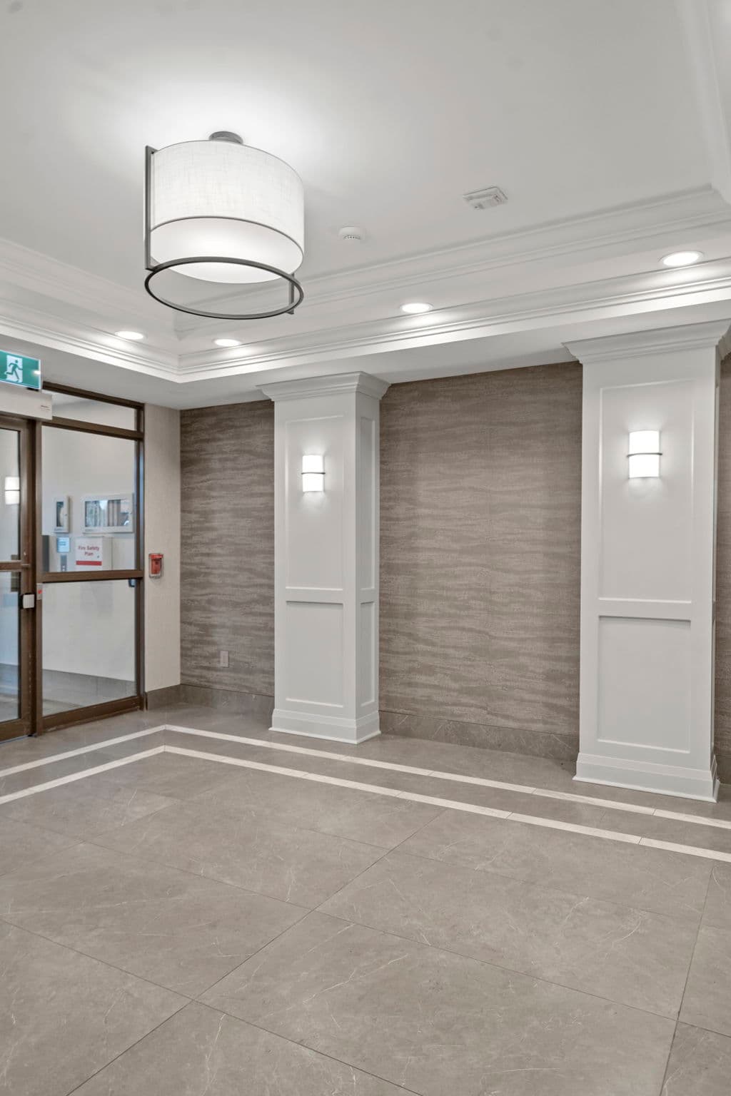 300 Ray Lawson Blvd Brampton, ON L6Y 5H5