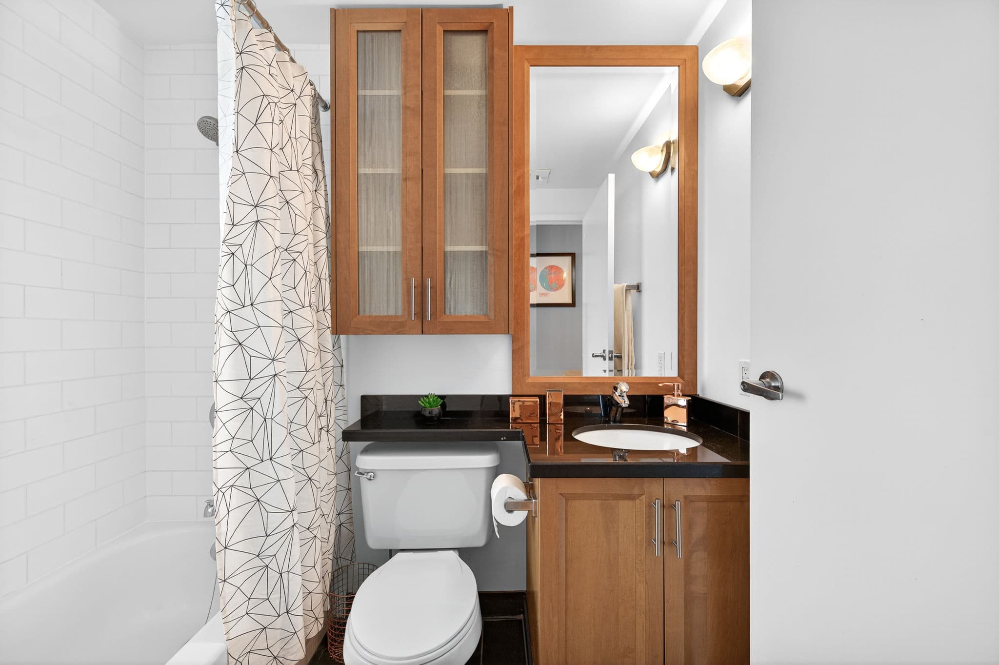 301 Markham St Toronto, ON M6G 4C1