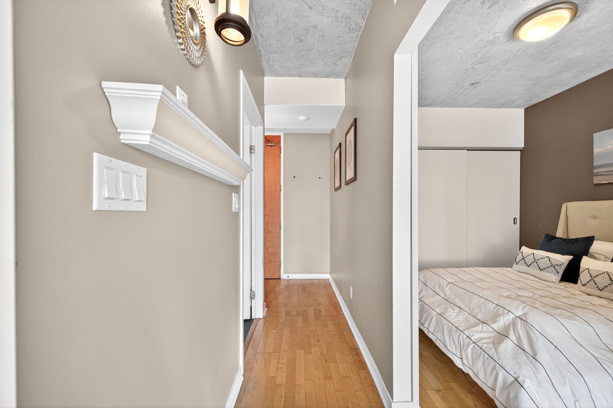 301 Markham St Toronto, ON M6G 4C1