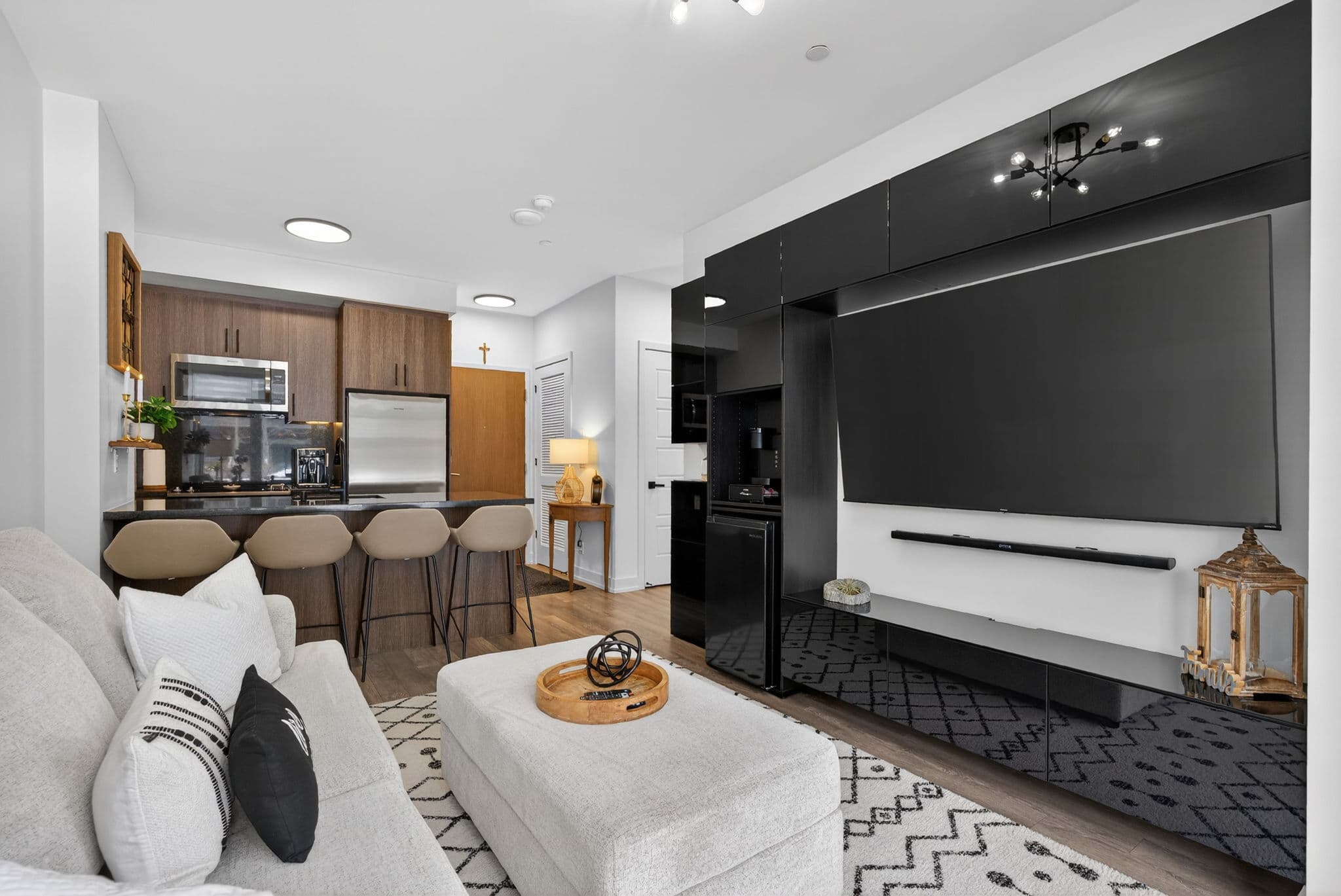 301 Sea Ray Ave unit 113 Innisfil, ON L9S 0J4