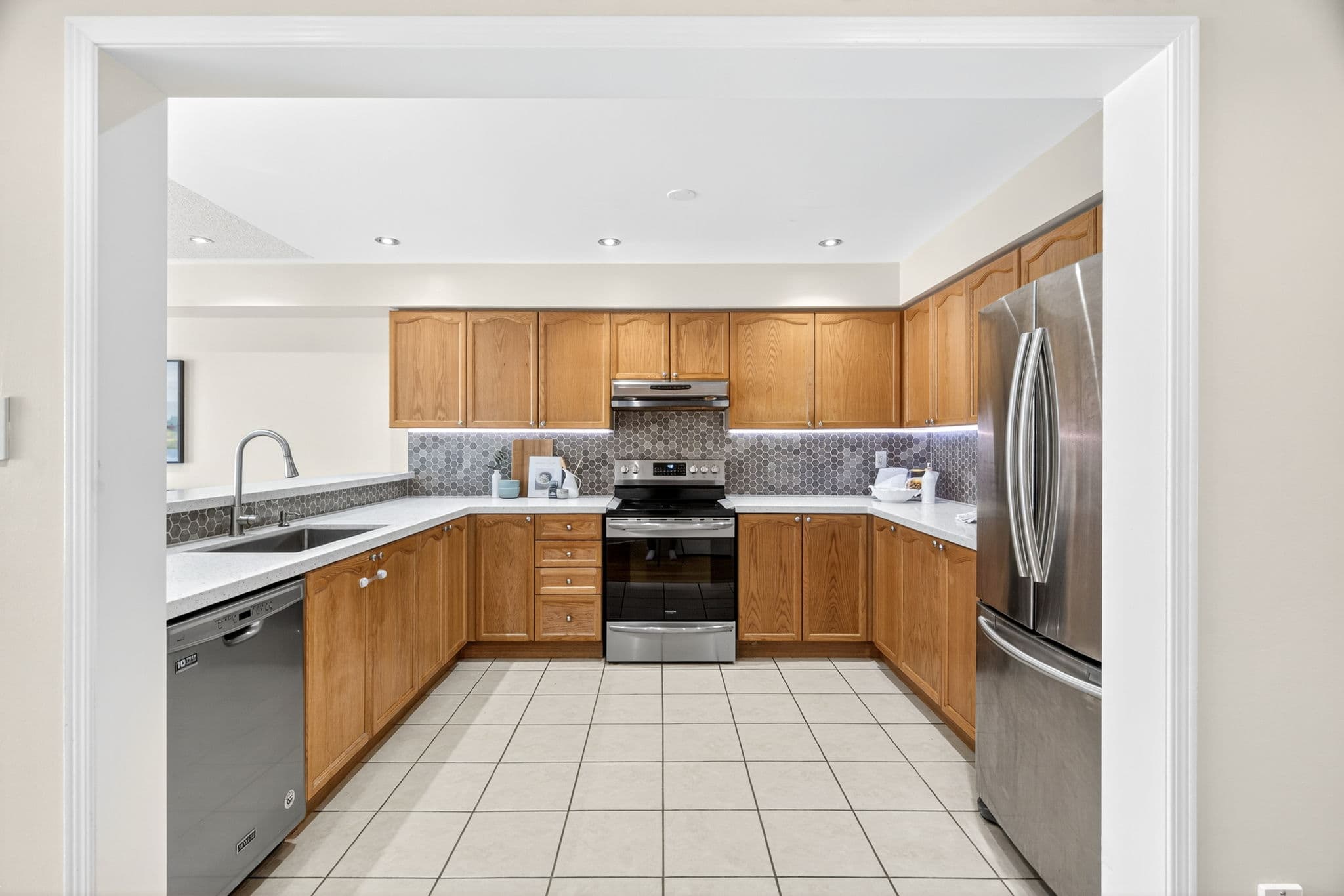 3054 Wrigglesworth Crescent Mississauga, ON L5M 6W6